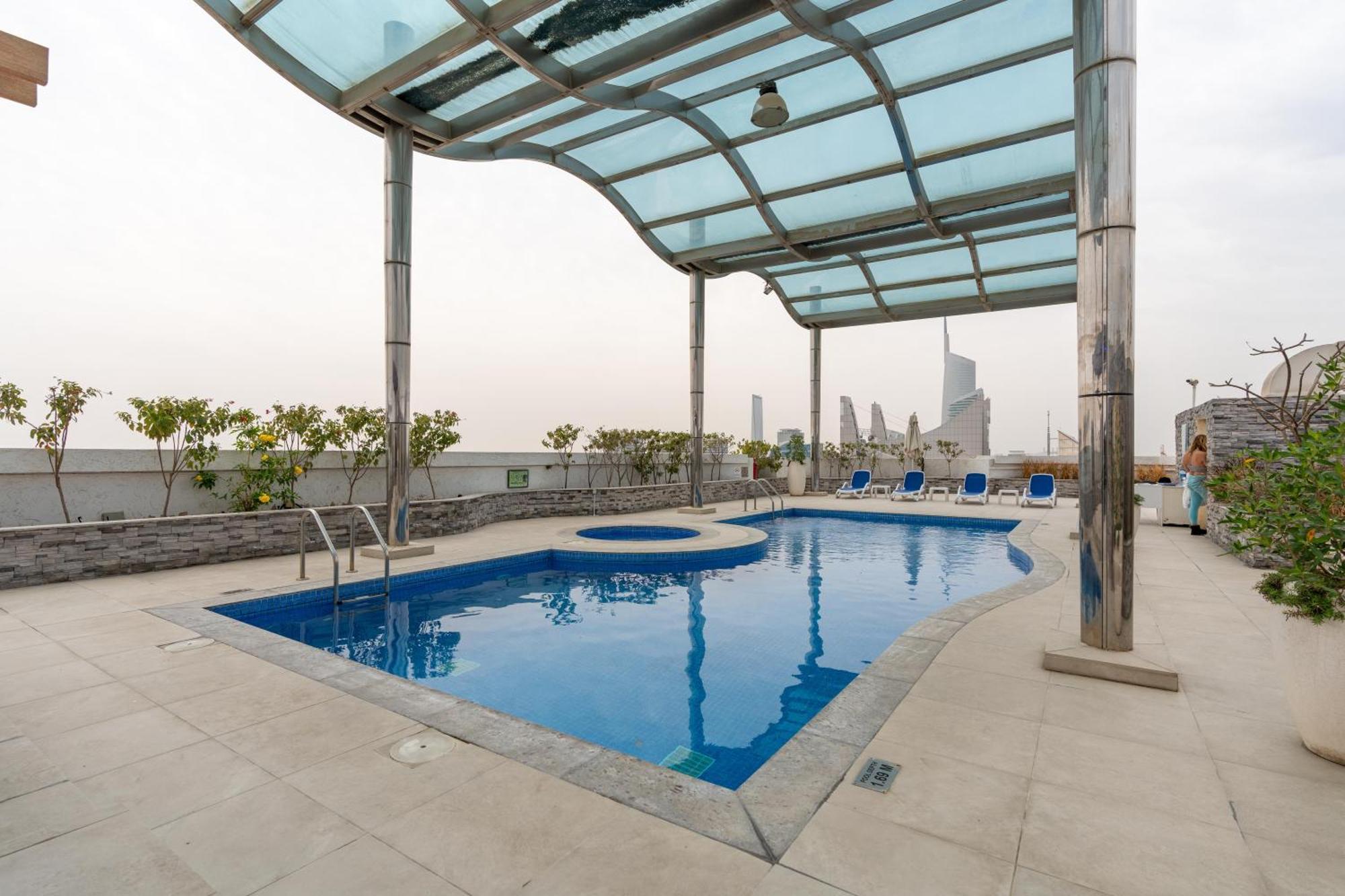 Samaya - Stylish - Jlt Apartment *