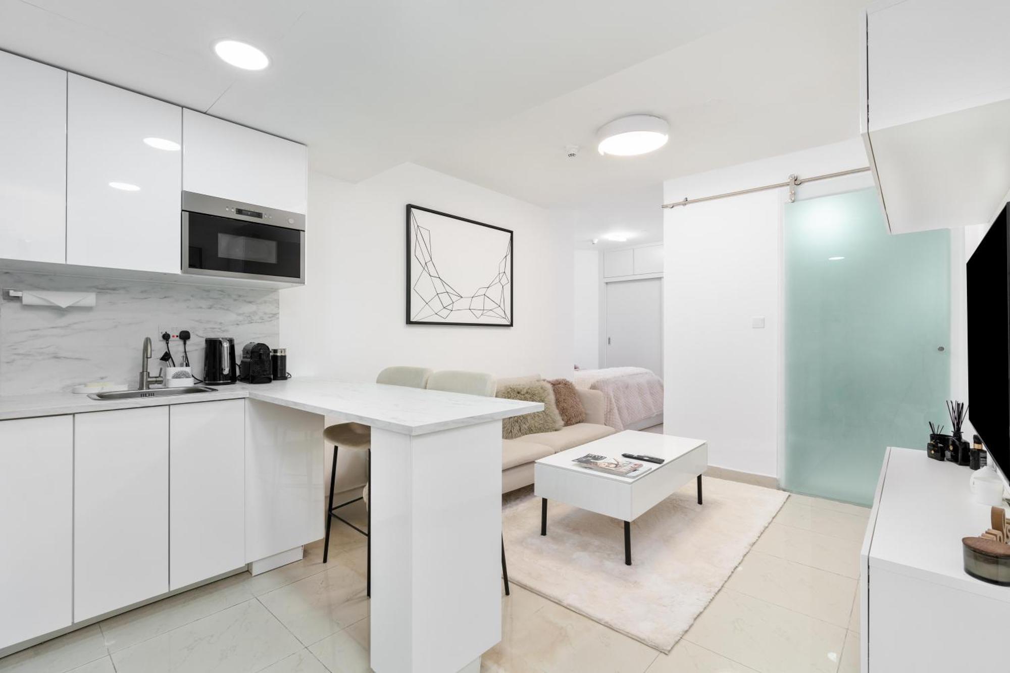 Samaya - Stylish - Jlt Apartment *