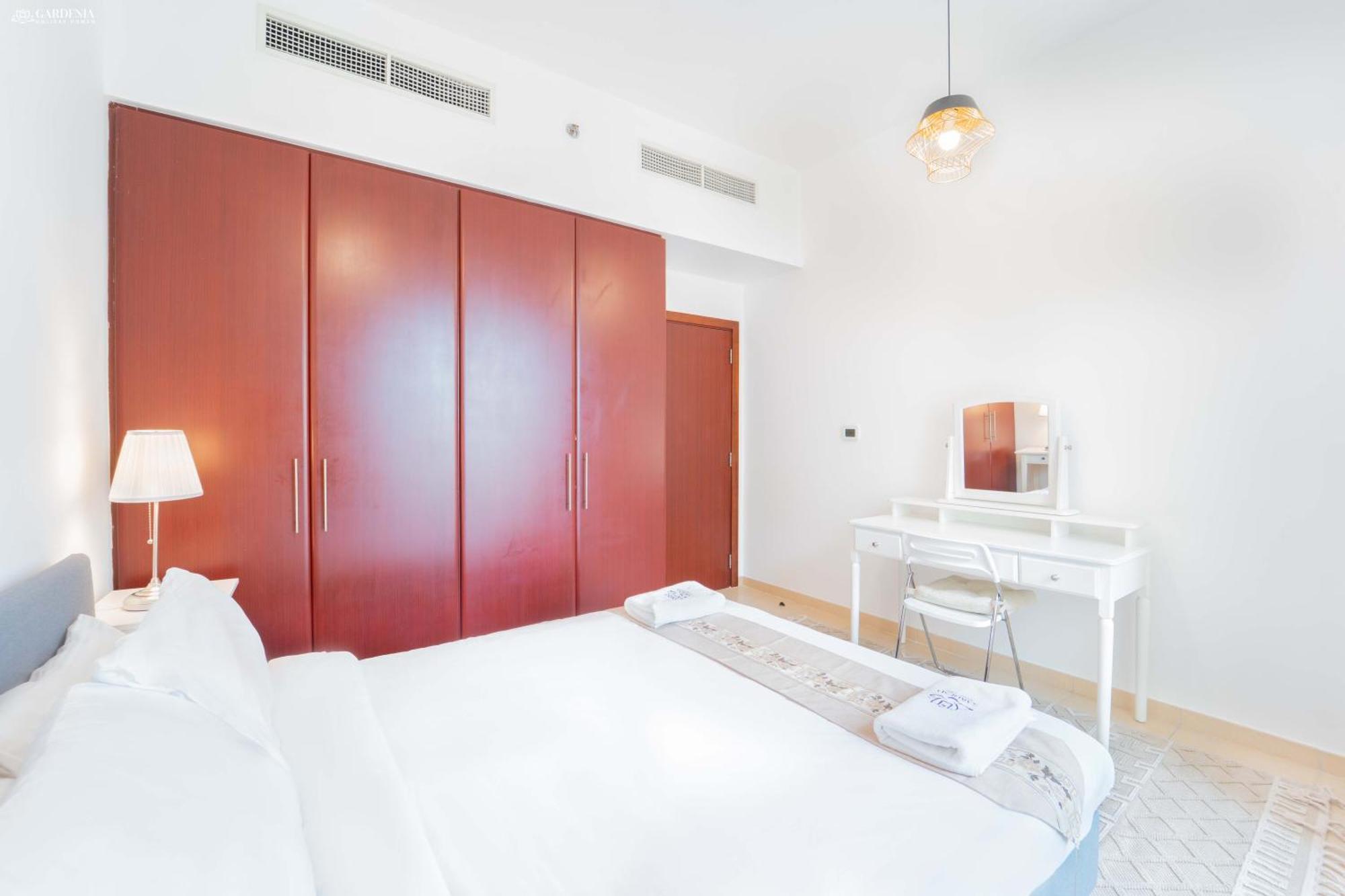 Gardenia Shams 4 2br With Marina, & Palm Views Apartment *