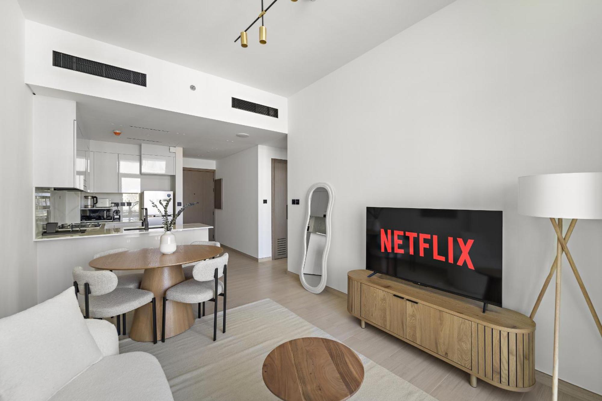 Vayk - Stunning 1bd In Jvc Apartment Dubai