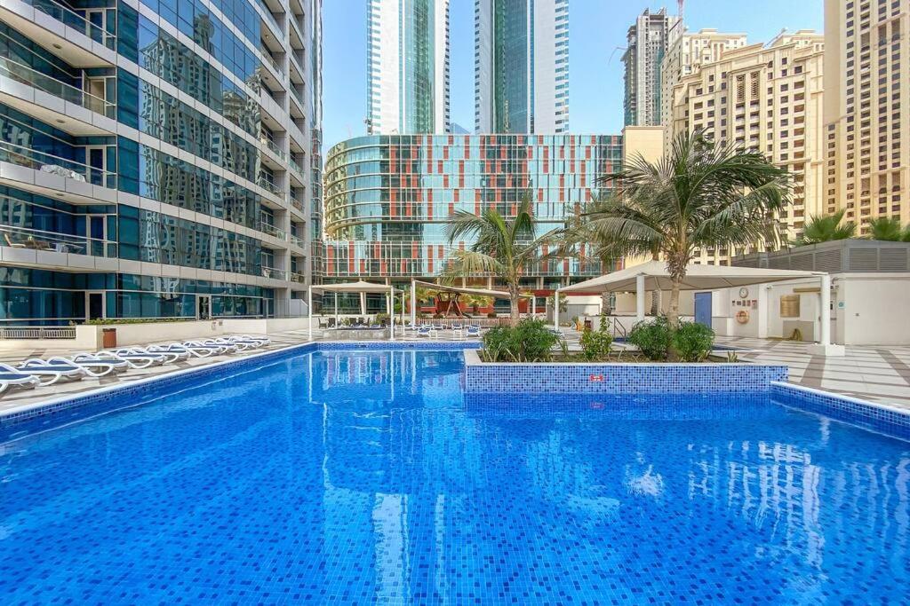 Stonetree - Elegant 1br With Amazing Building Facilities *