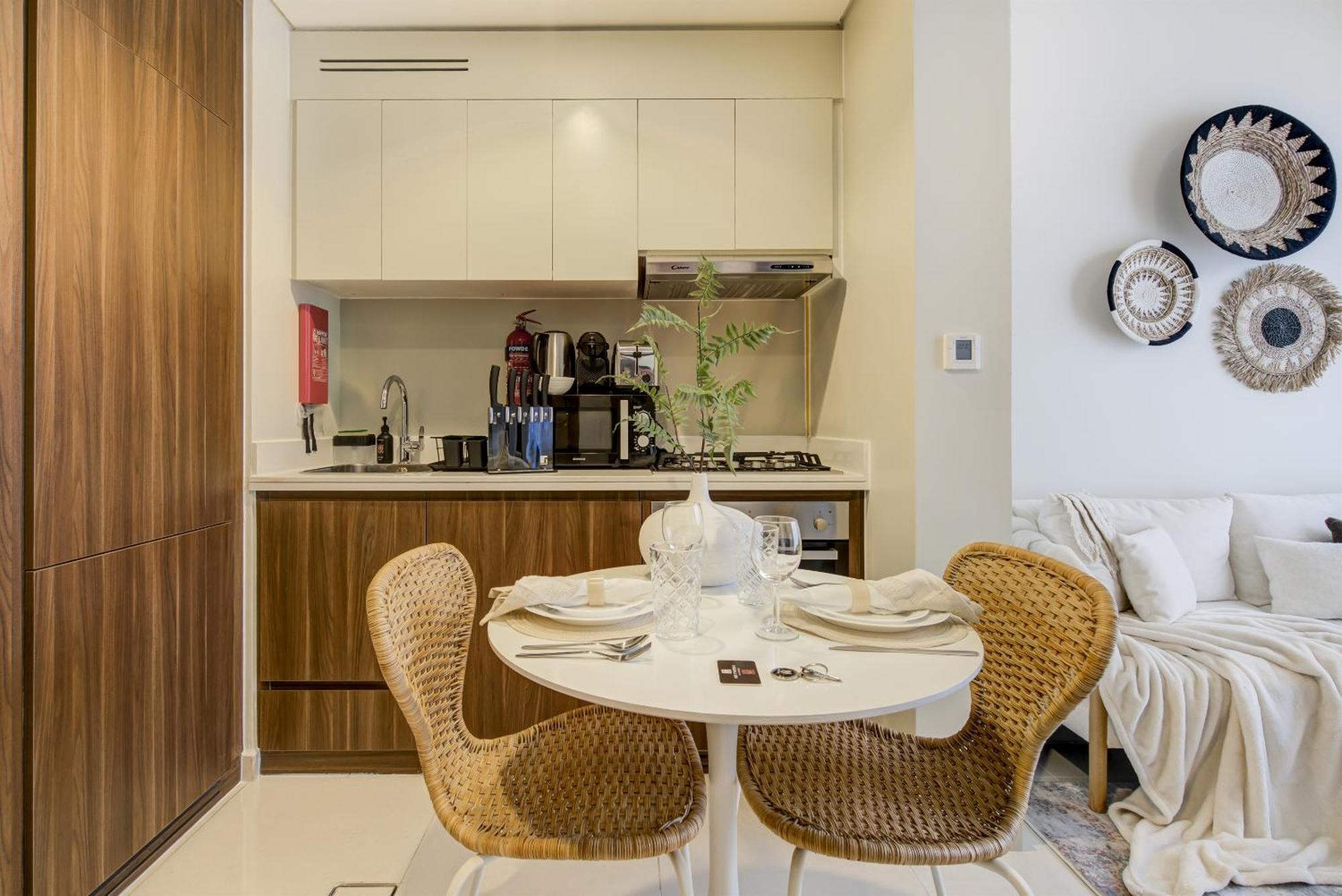 Burj Khalifa View Boho - Downtown Apartment *