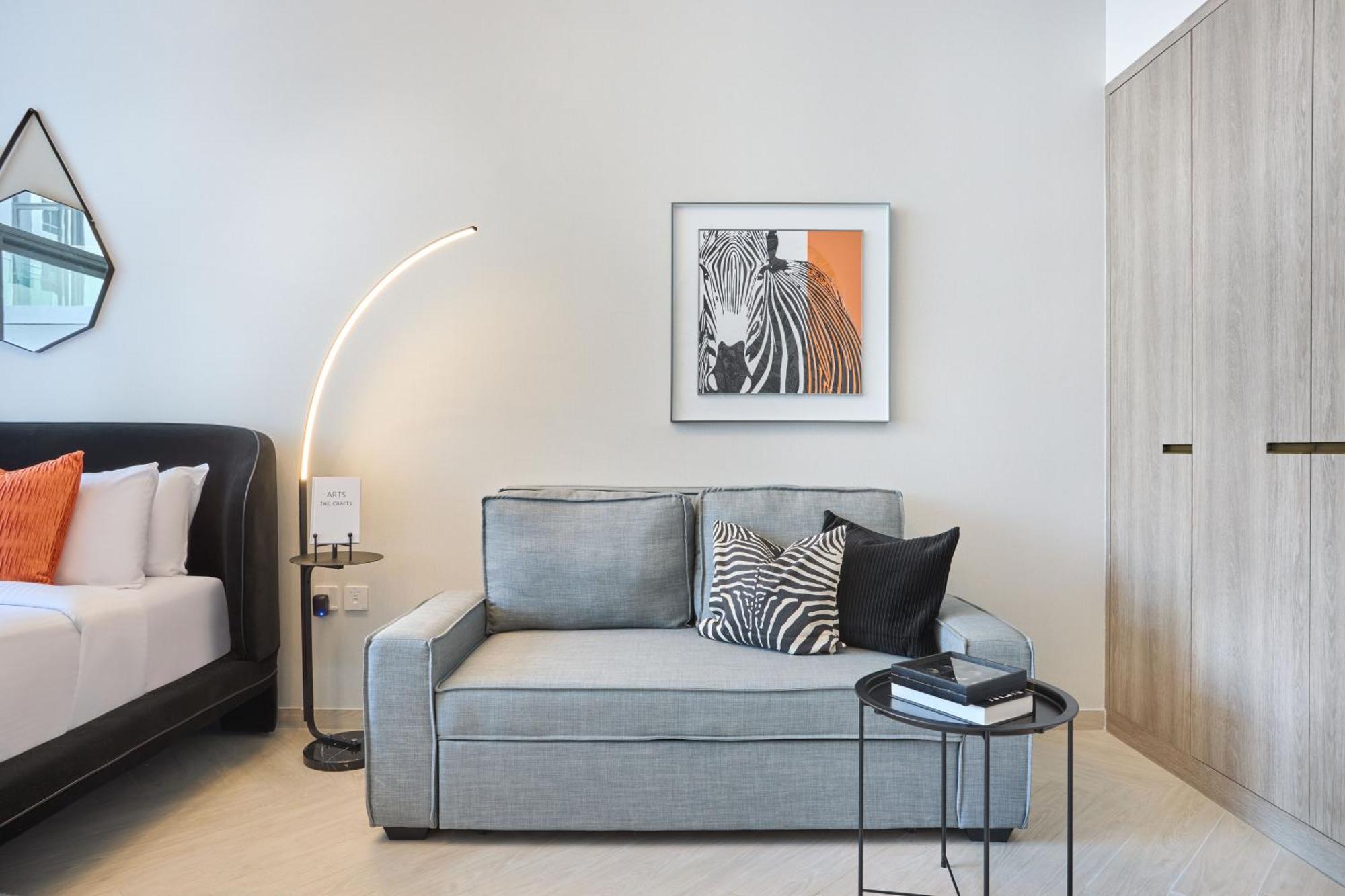Stylish Retreat Modern In Jvc