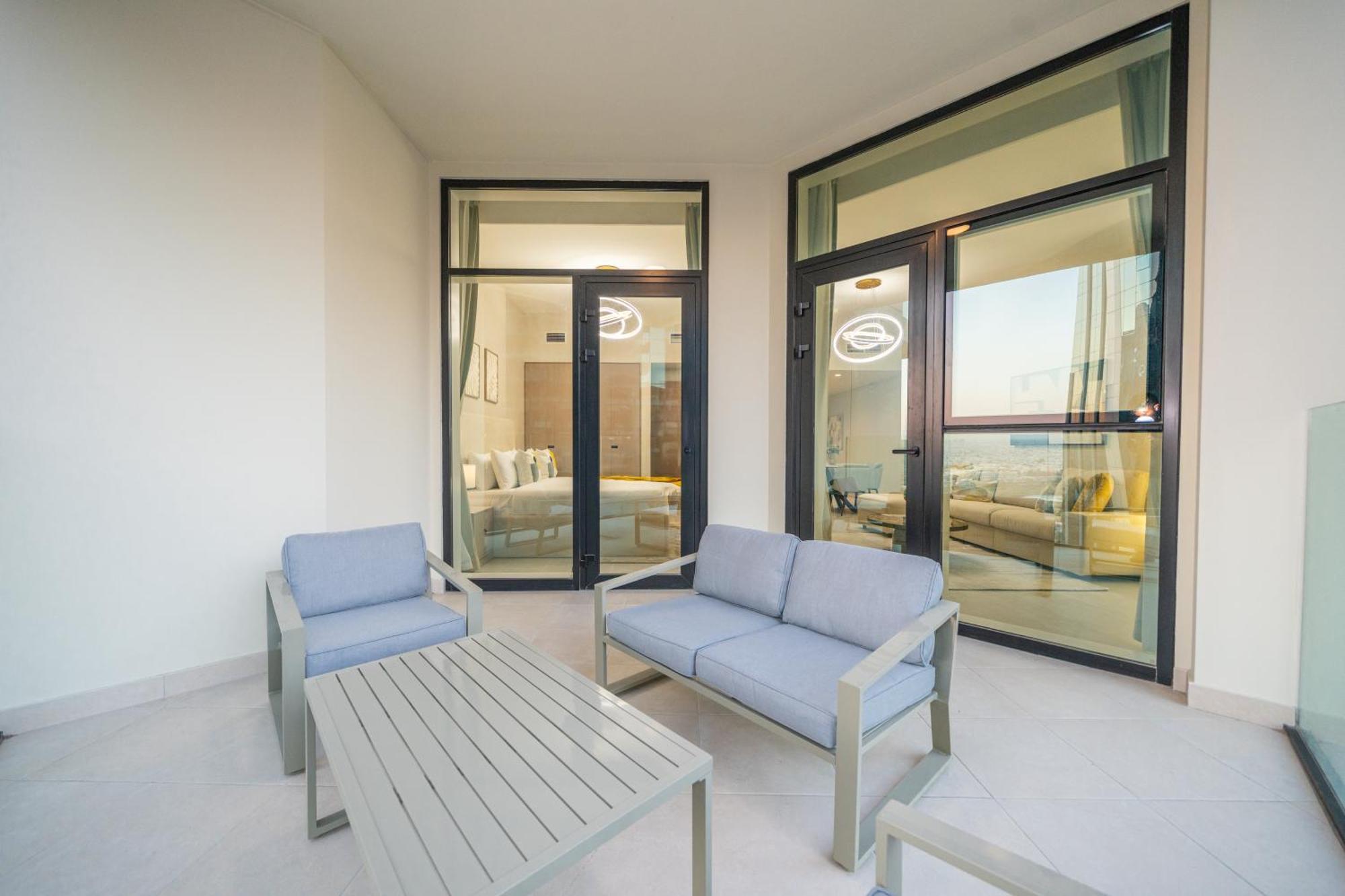 Chic Missoni 1br At The Canal Dubai