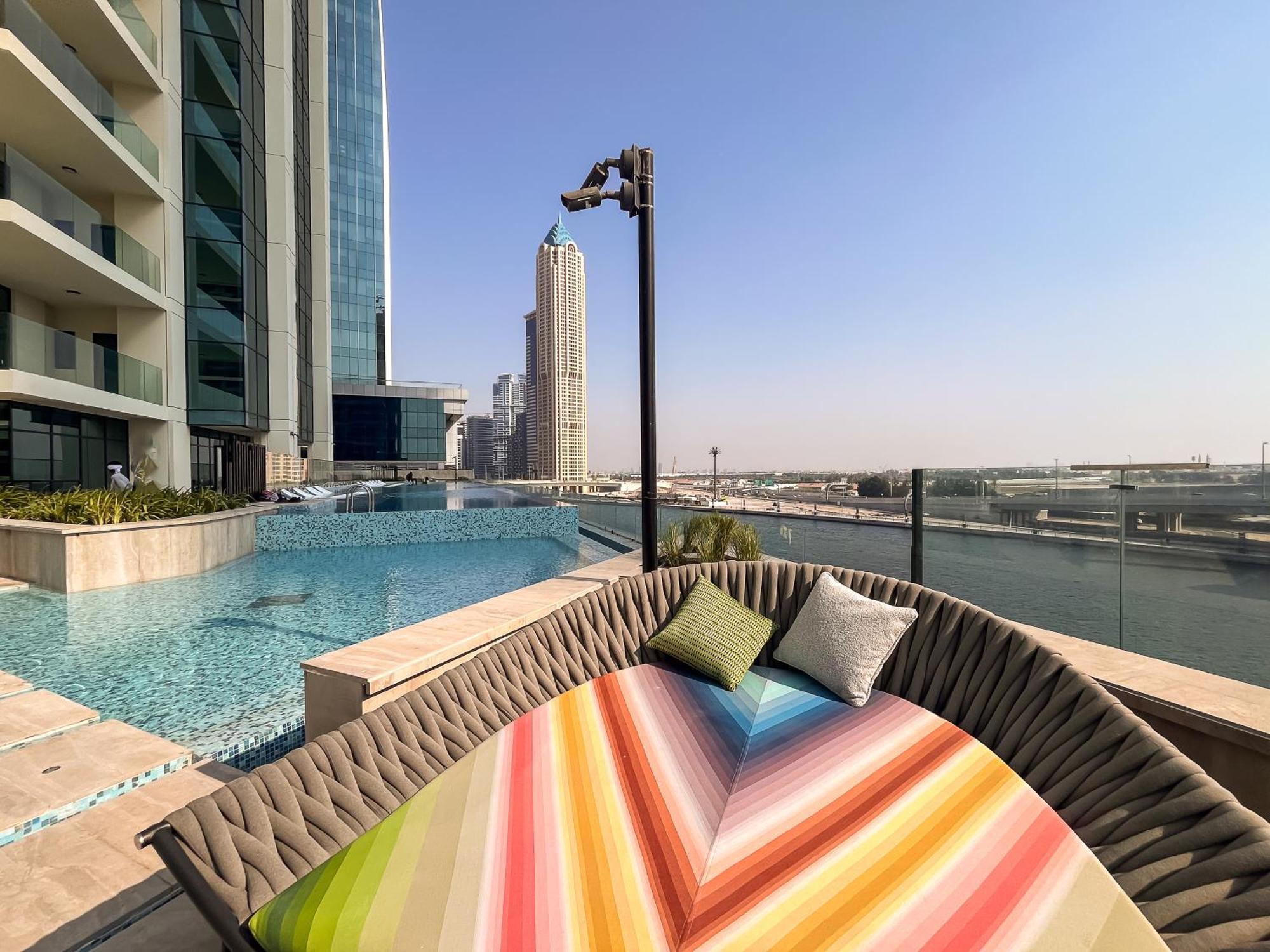 Apartment Chic Missoni 1br At The Canal Dubai
