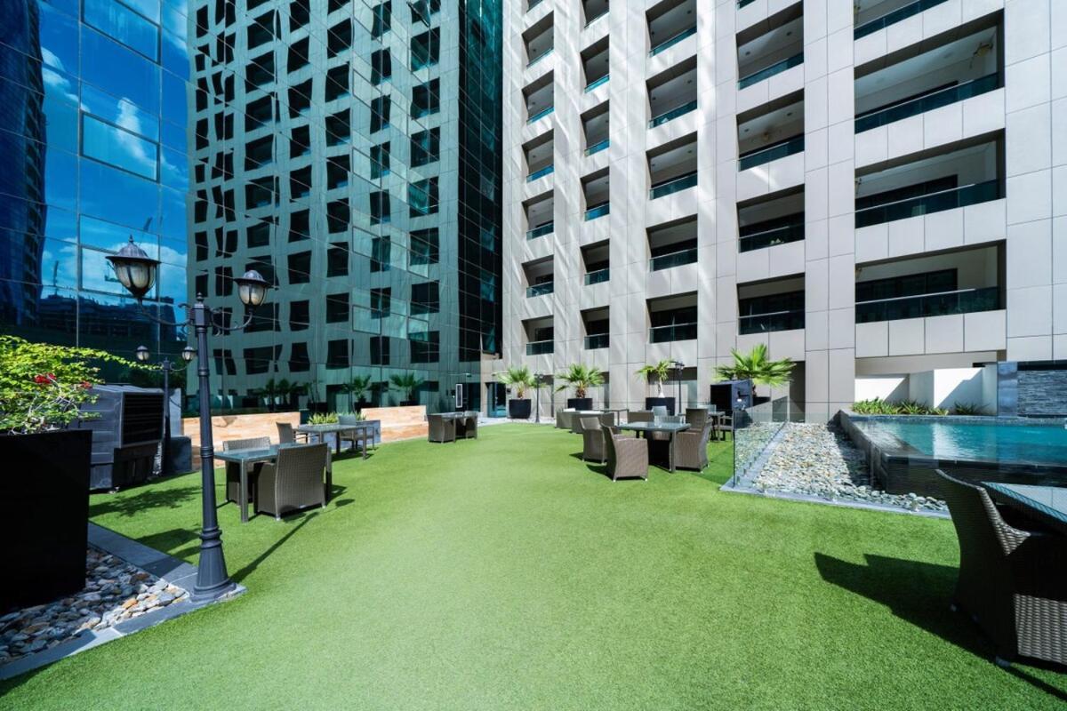 Stylish 1br In Business Bay *
