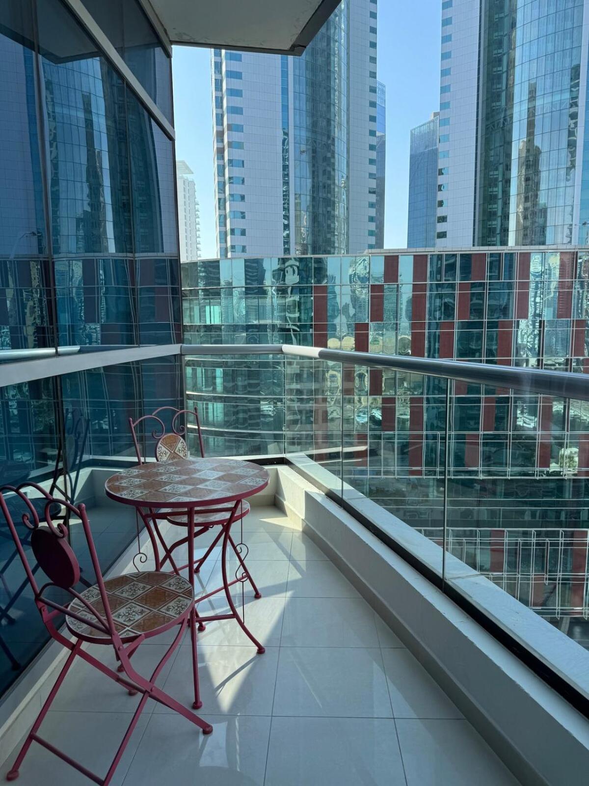Modern In Marina, Jbr *