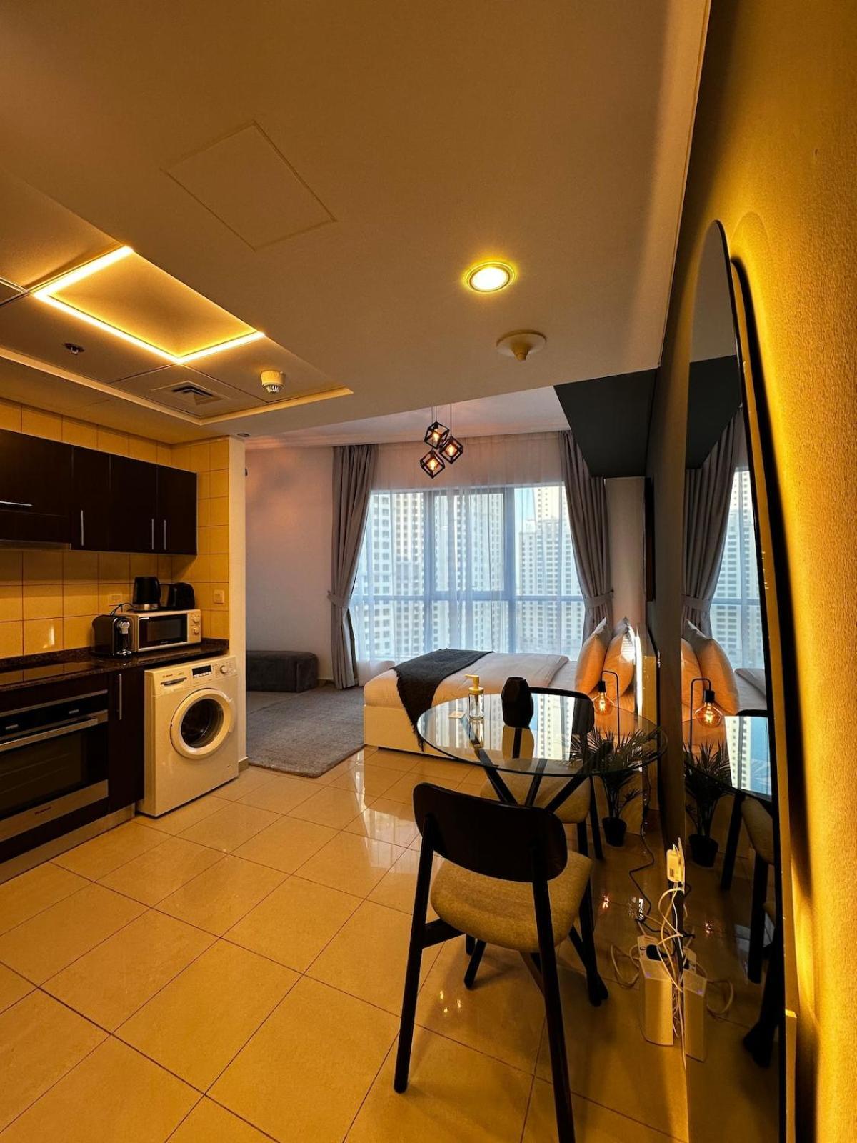 Apartment Modern In Marina, Jbr Dubai