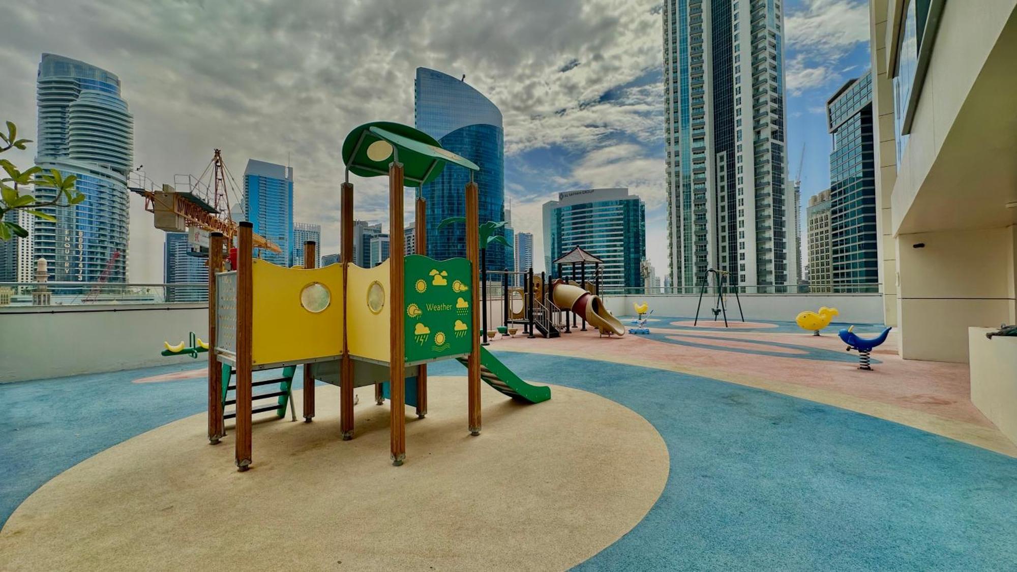 Spacious 3br And Maid Room, Balcony & Views By Bhavan Dubai