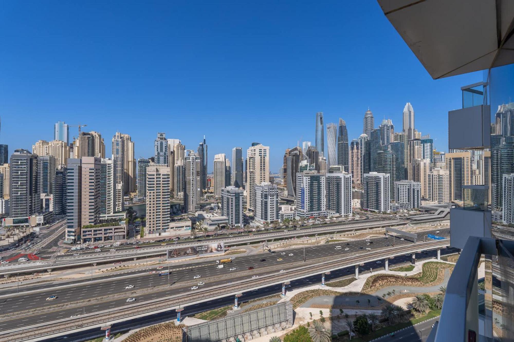 Modern 2br In Jlt - Prime Location