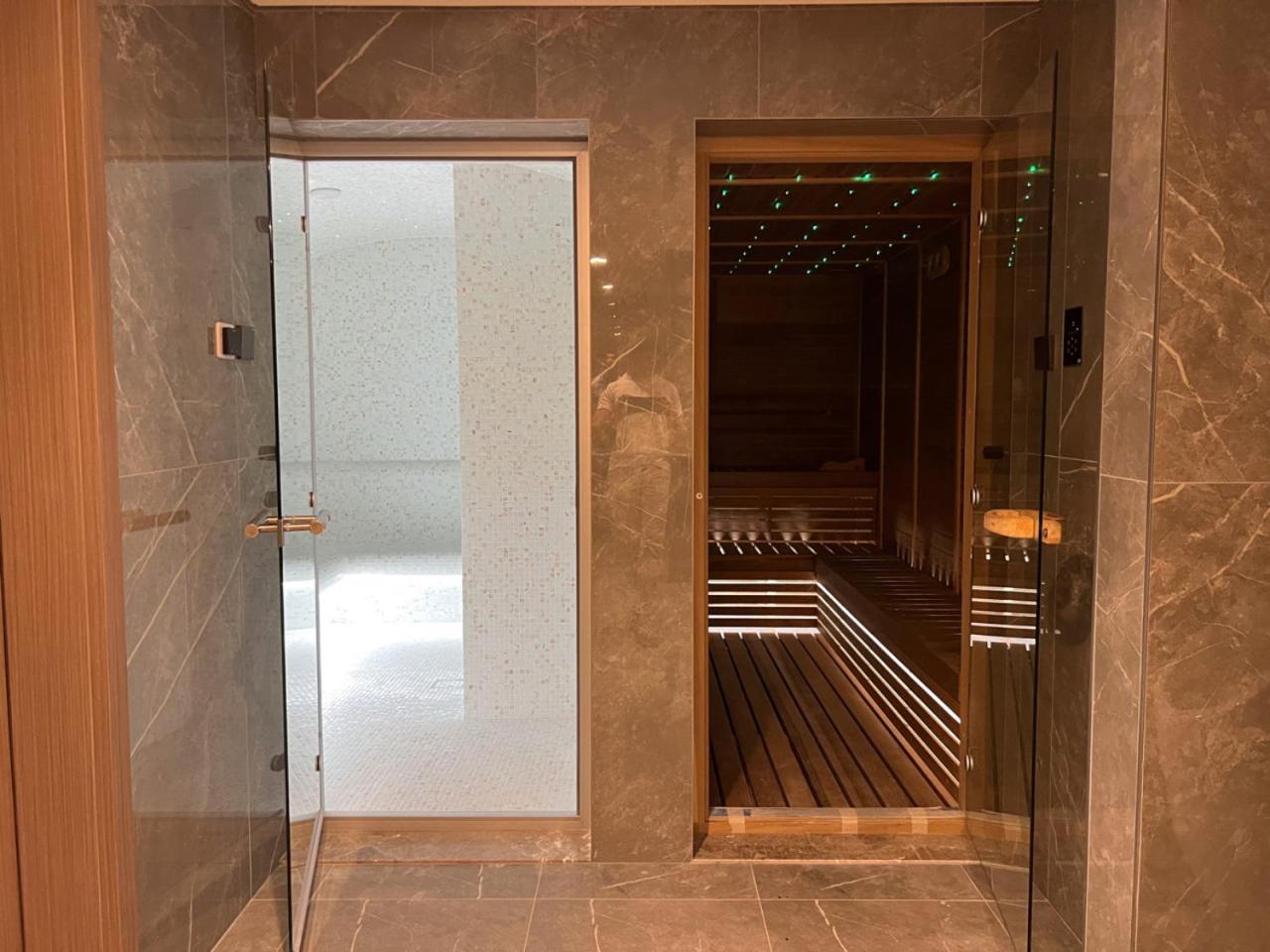 Apartment Luxury In Peninsula Five, Business Bay Dubai