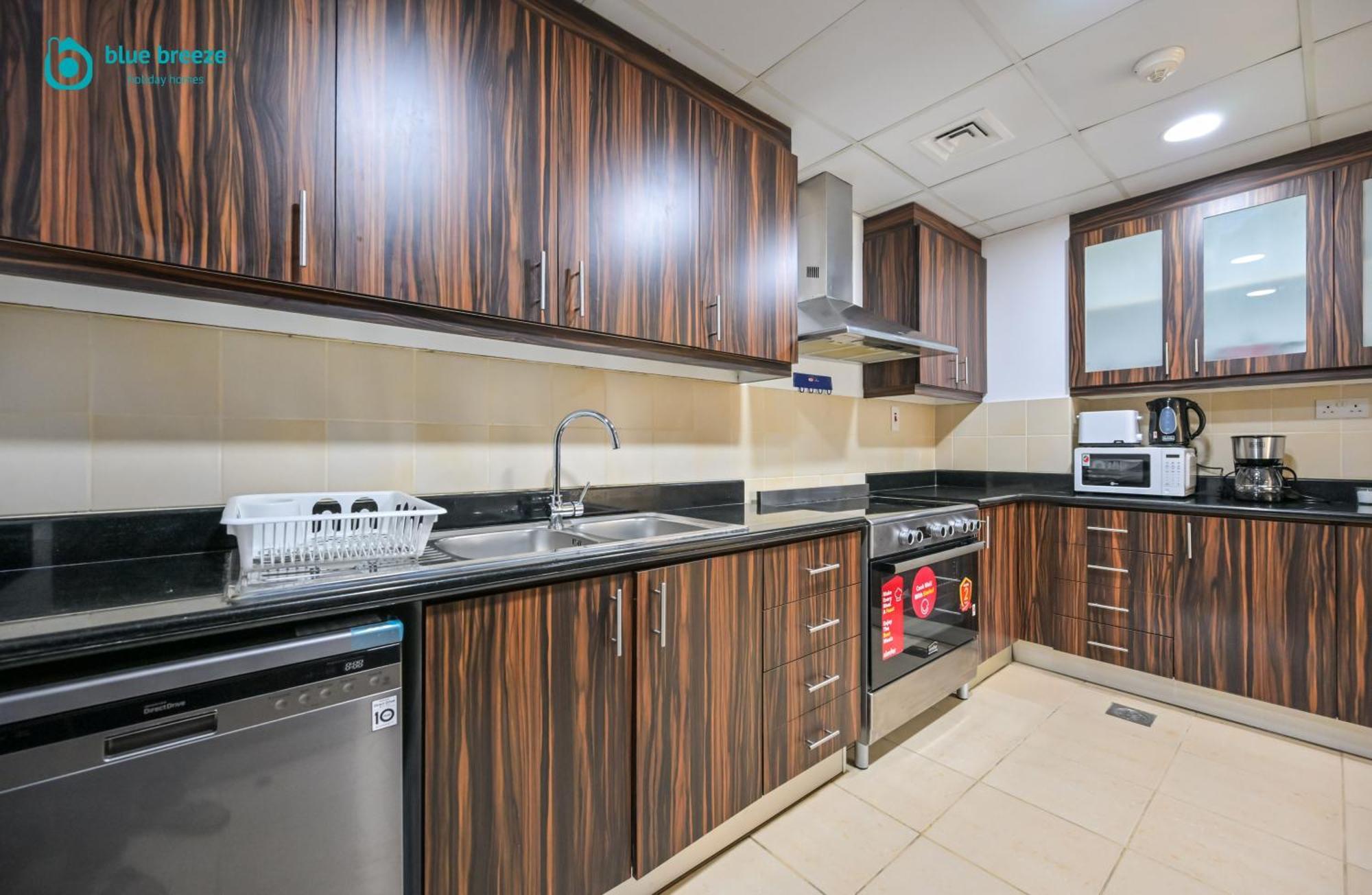 Blue Breeze - Elegant 3br With Panoramic Marina Views In Jbr * Dubai
