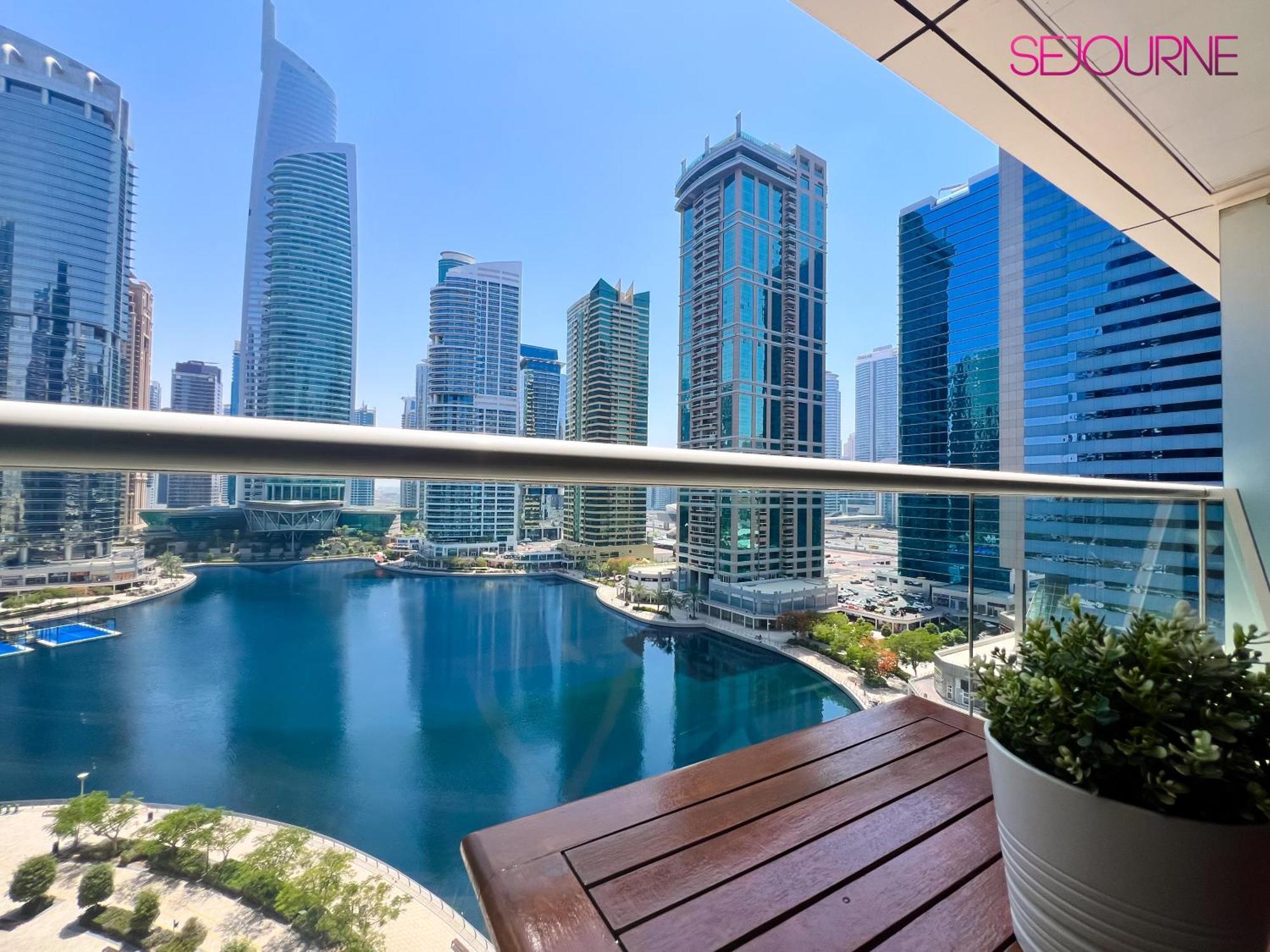#96at Luxurious With Stunning Views