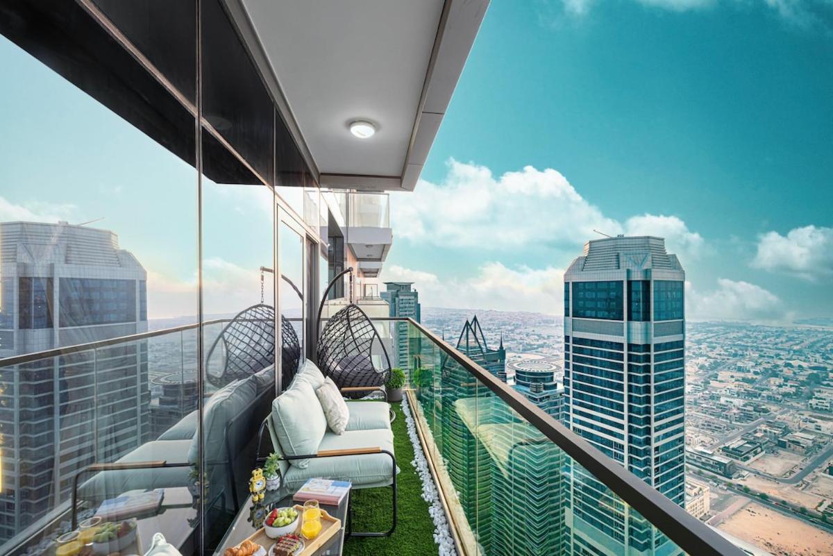 Apartment Cloud Nine Panorama & Rooftop Infinity Pool, 3br In Paramount Midtown Dubai