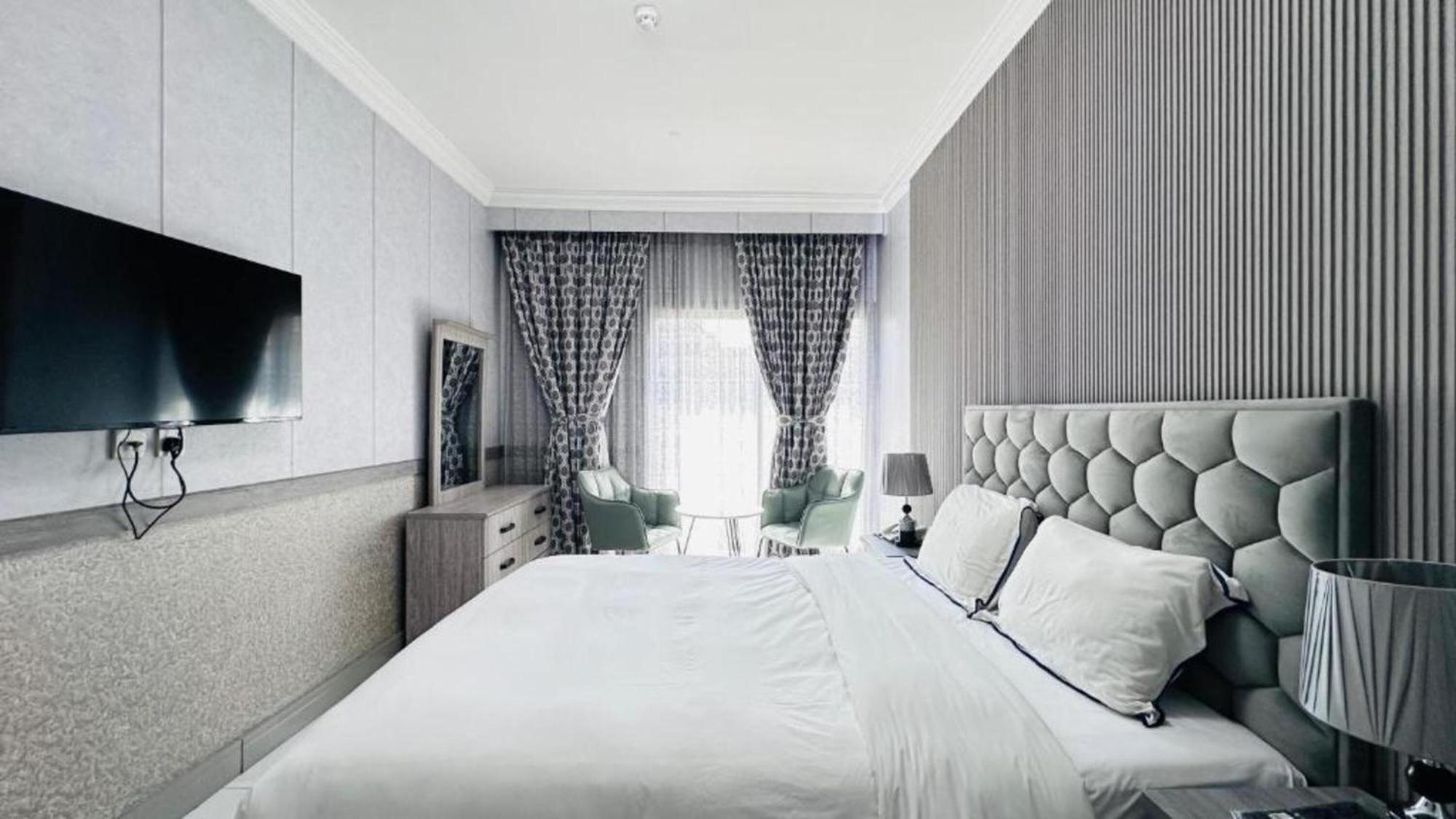 Belvilla Luxury San Marino Near Deira Clock Tower 4* Dubai