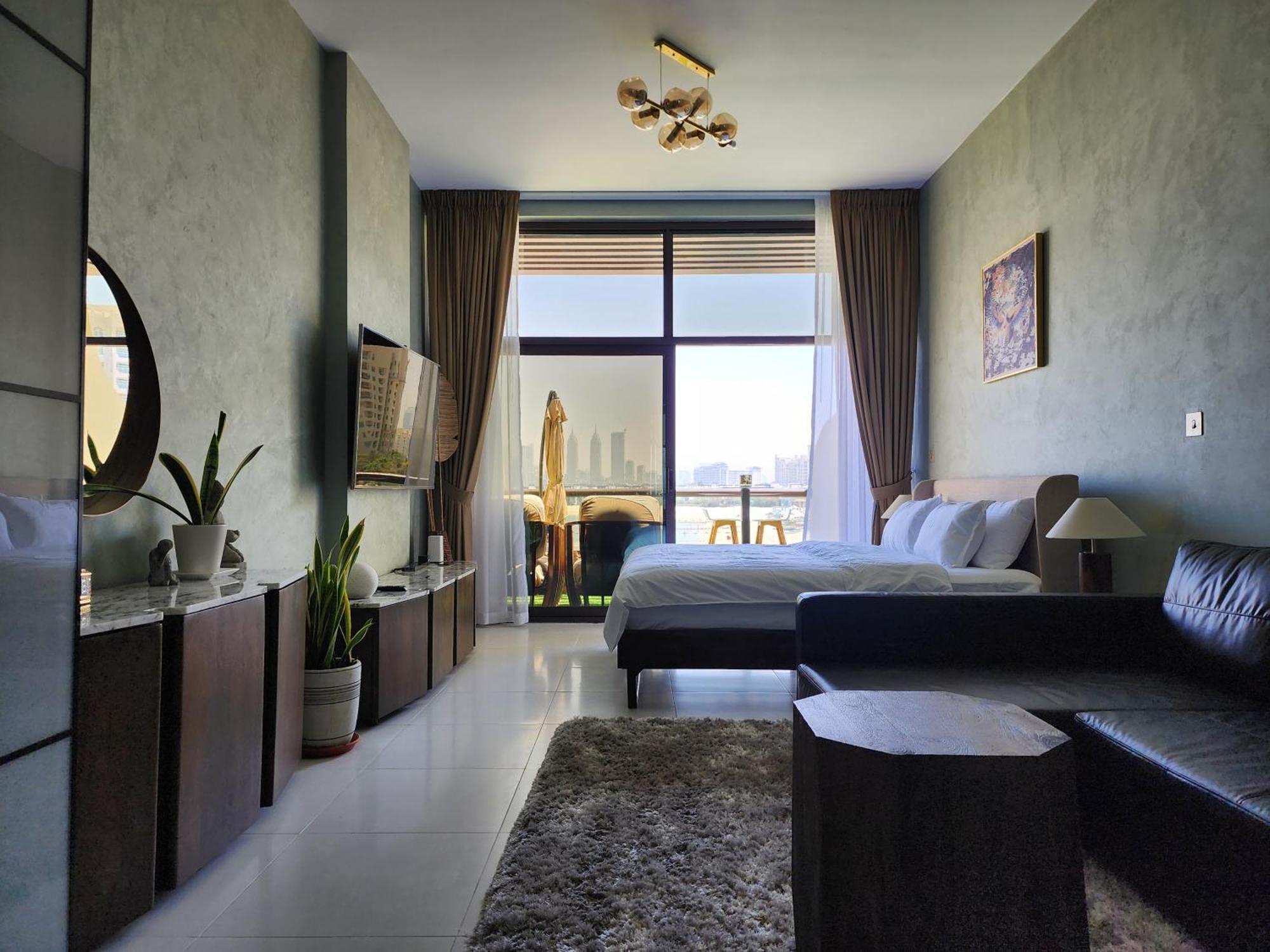 Apartment Bright Beachfront With Breathtaking Views