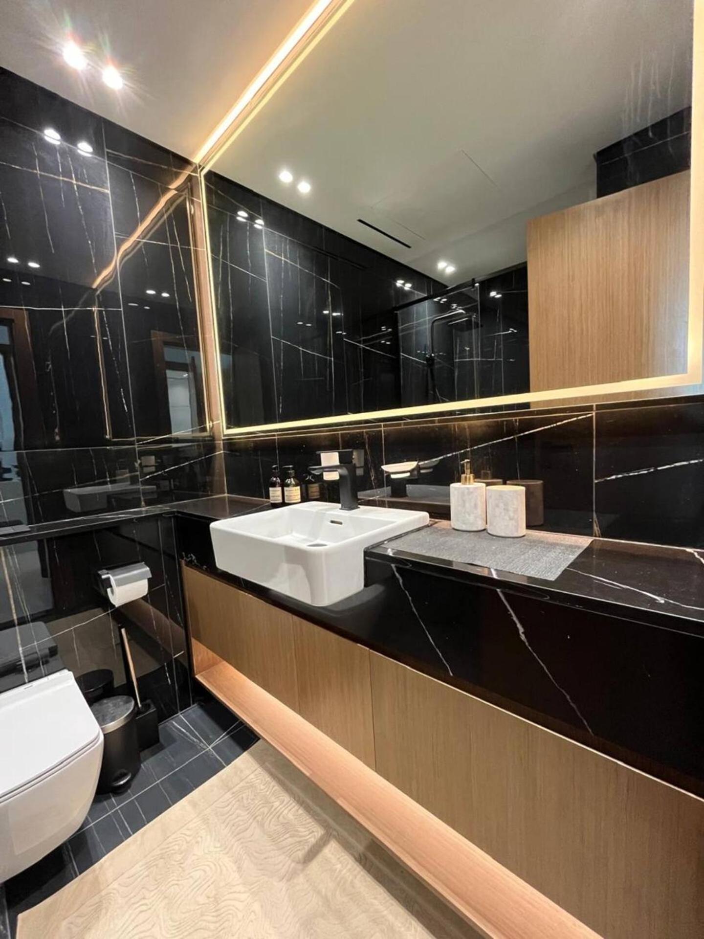 Modern & Smart 1br W Stylish Interiors In Jvc