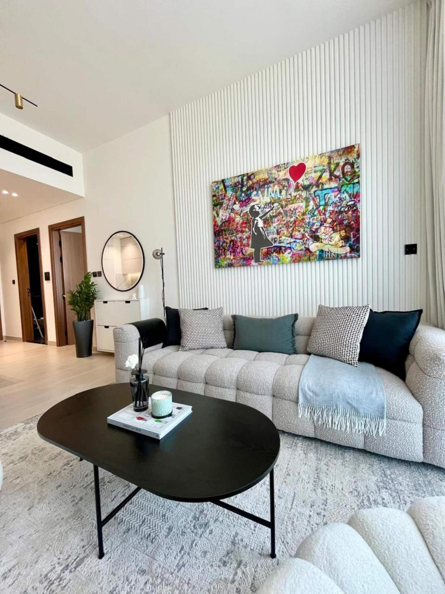 Apartment Modern & Smart 1br W Stylish Interiors In Jvc *