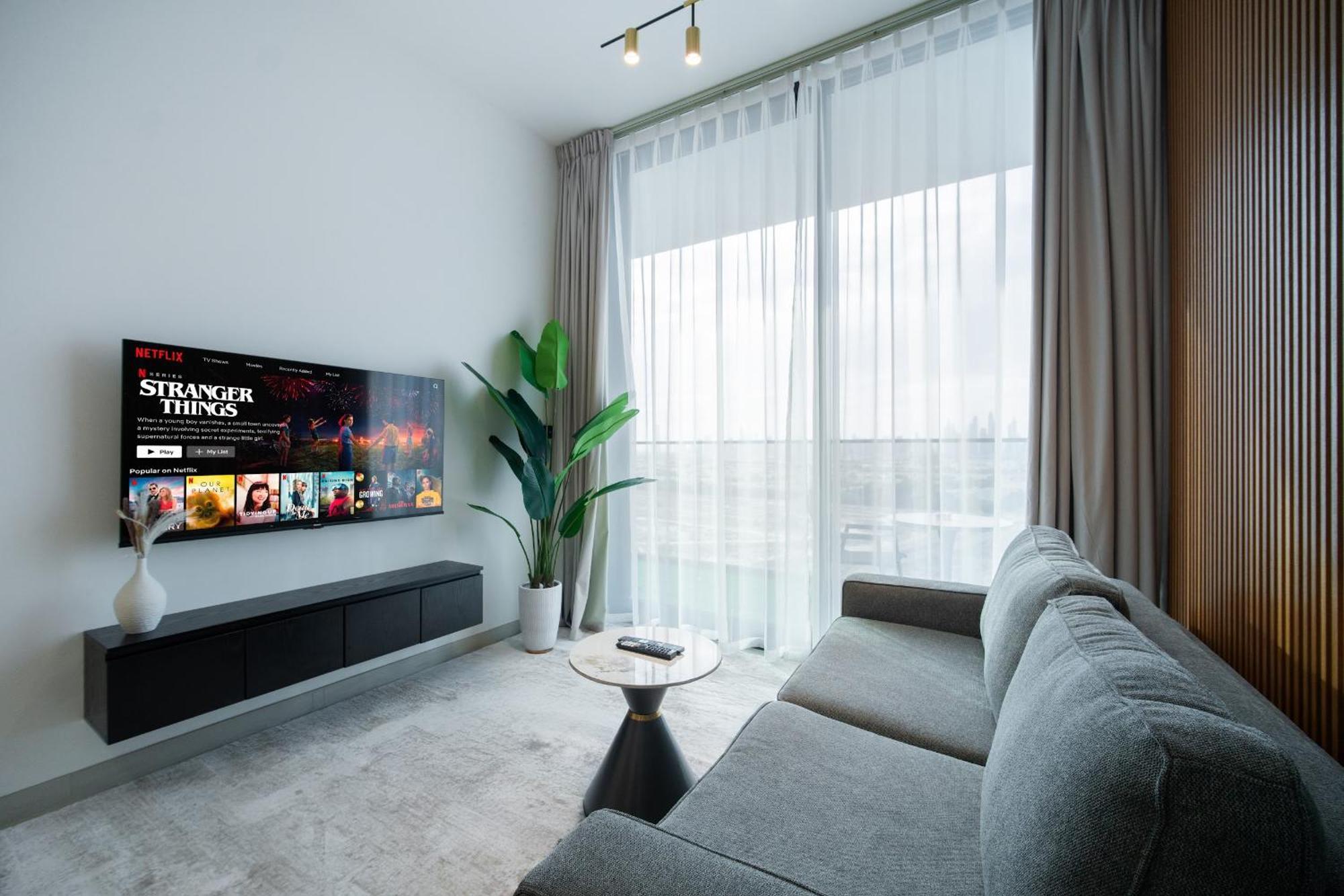 Peaceful Skyline 1br Jvc - Near Mall And Free Baby Gear Apartment Dubai