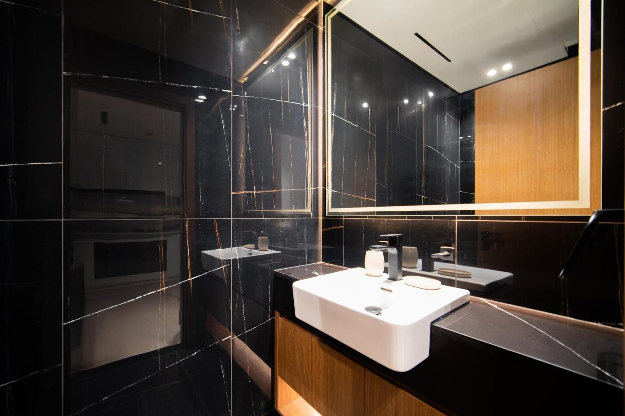 Apartment Peaceful Skyline 1br Jvc - Near Mall And Free Baby Gear Dubai