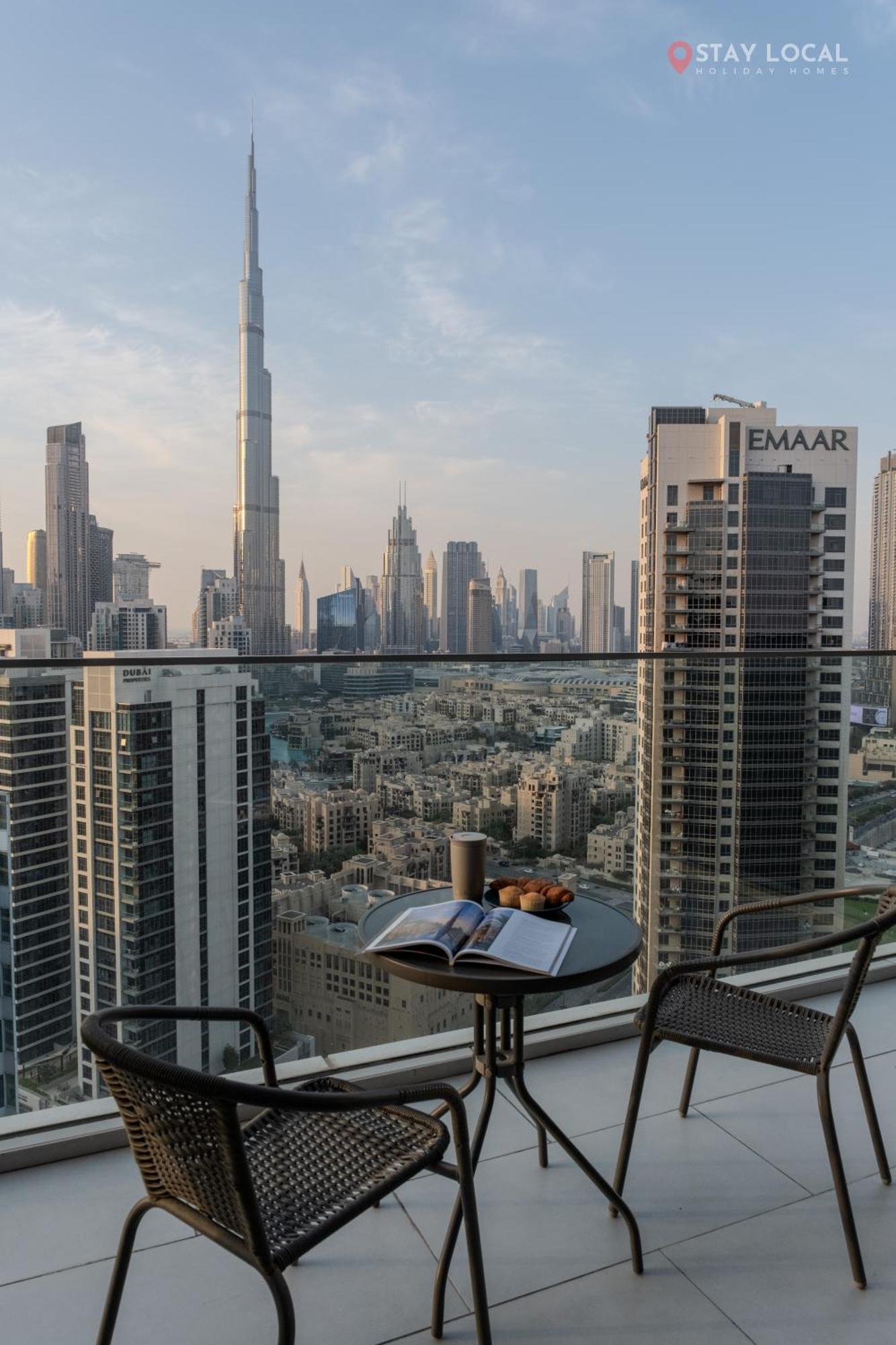 Downtown Dreams I Cozy 2br Getaway I Iconic Full Burj Khalifa Views I Near Mall Dubai