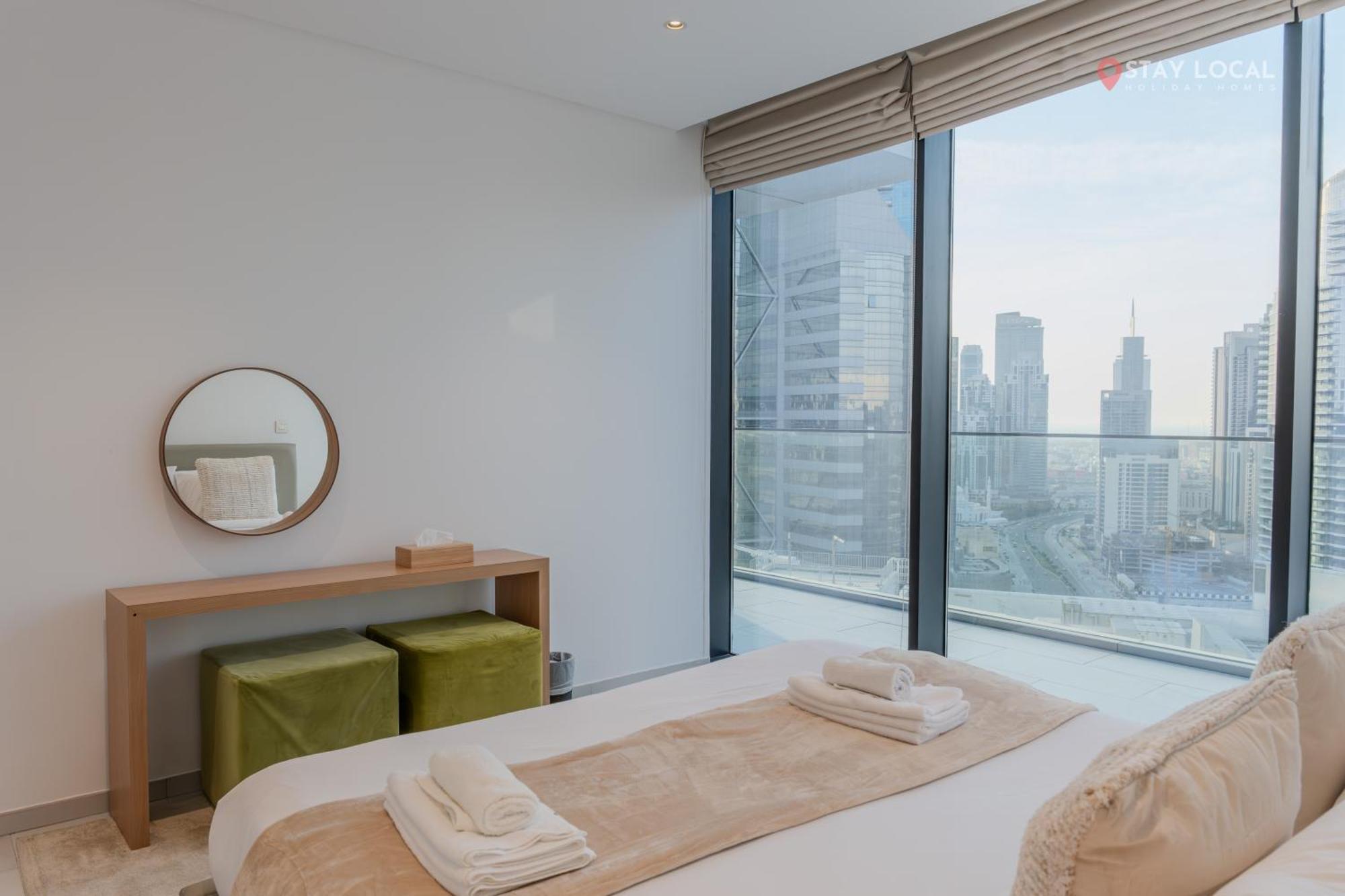Downtown Dreams I Cozy 2br Getaway I Iconic Full Burj Khalifa Views I Near Mall Apartment