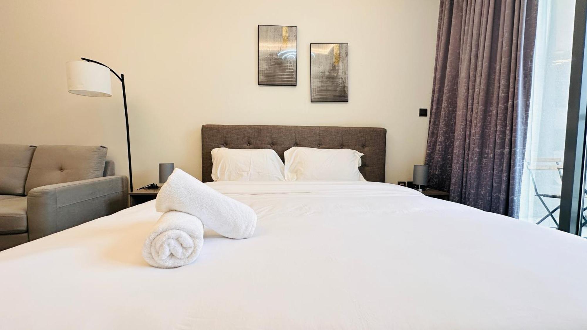 Upscale Palm View With Big Balcony Free Parking By Belvilla Homestay