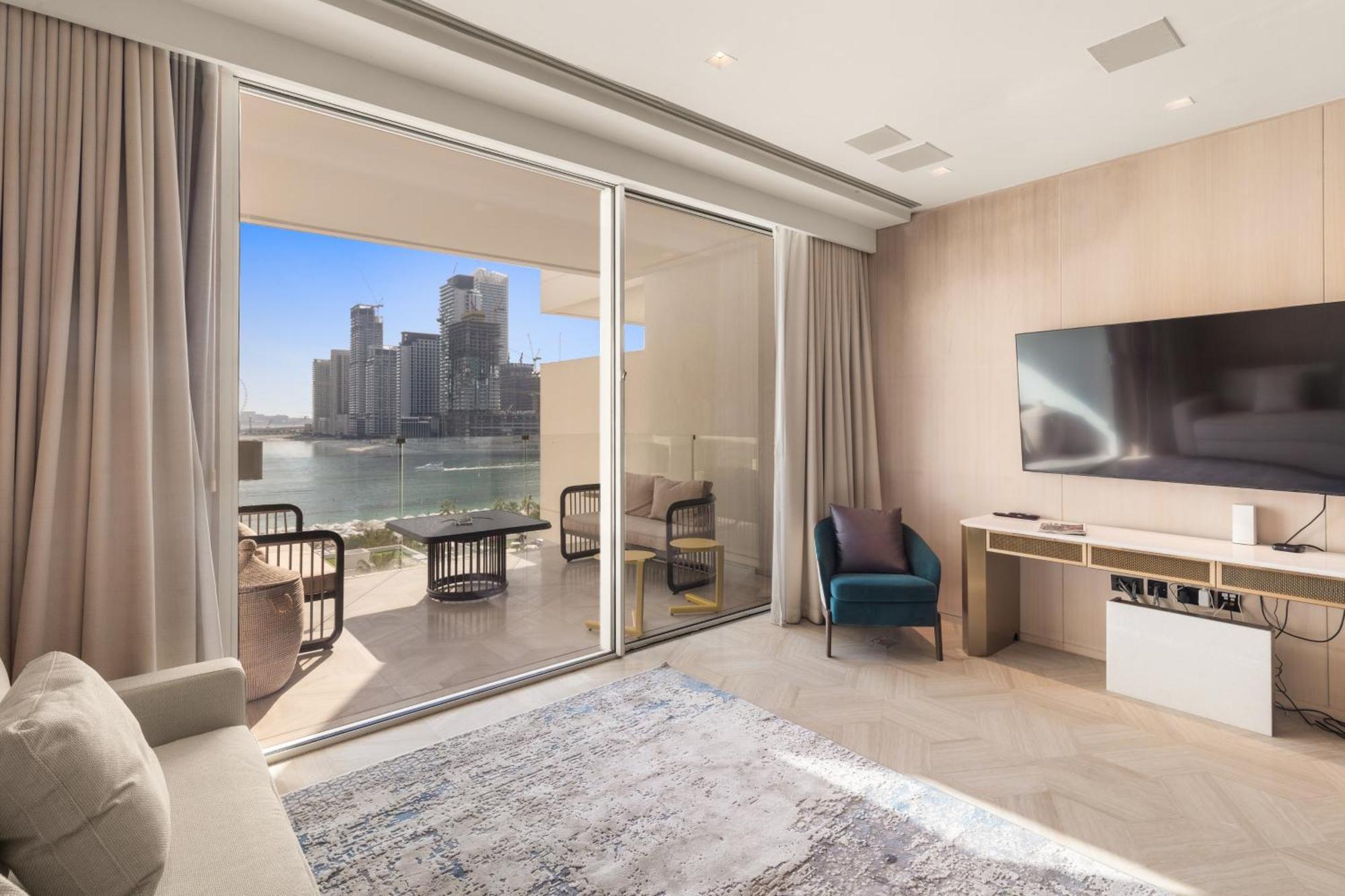 Apartment Superluxury In Five Palm, Pool & Access Dubai