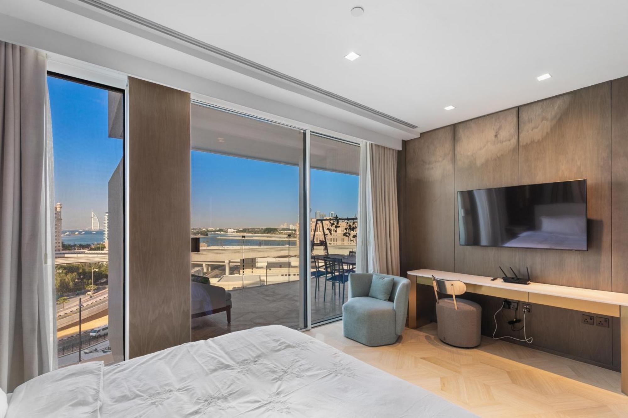 Apartment Superluxury In Five Palm, Pool & Access