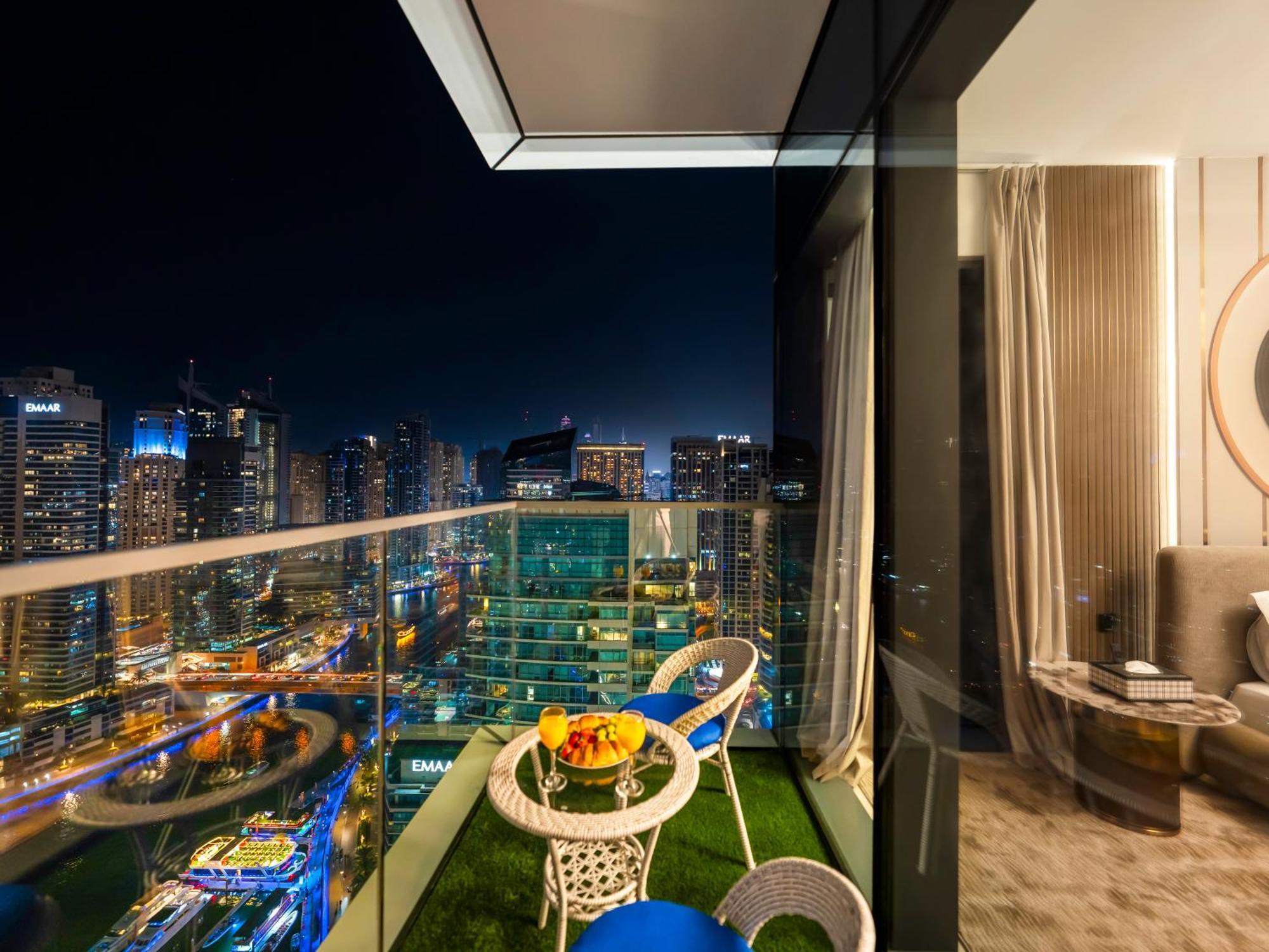Vida & Yacht Club -new 2 Bhk -sea, Ain & Marina View Dubai