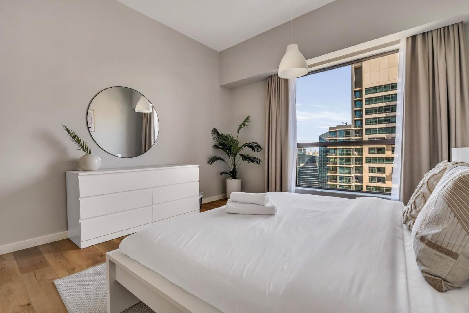 Apartment Guestready - Chic High-rise With Canal Views