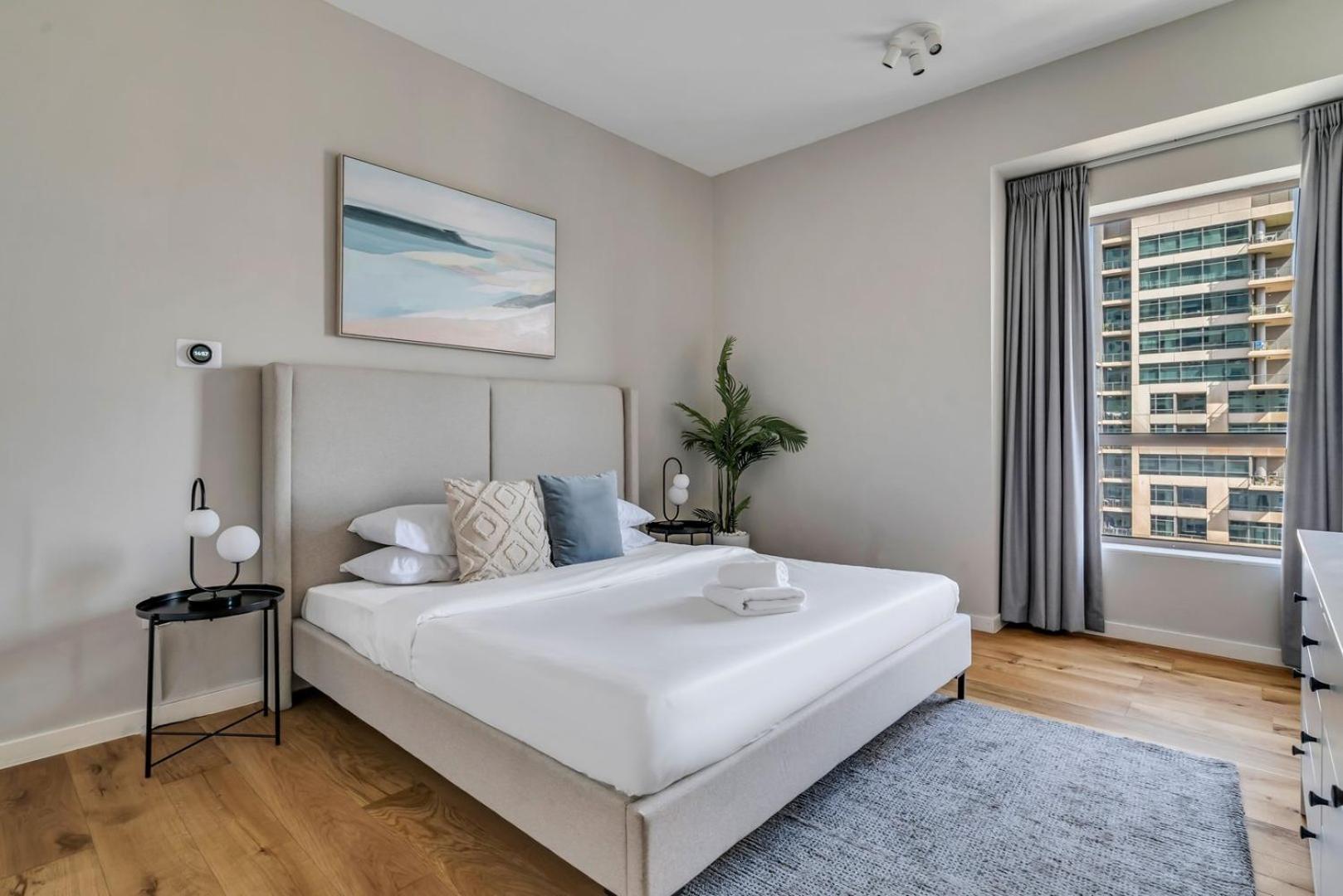 Guestready - Chic High-rise With Canal Views Dubai