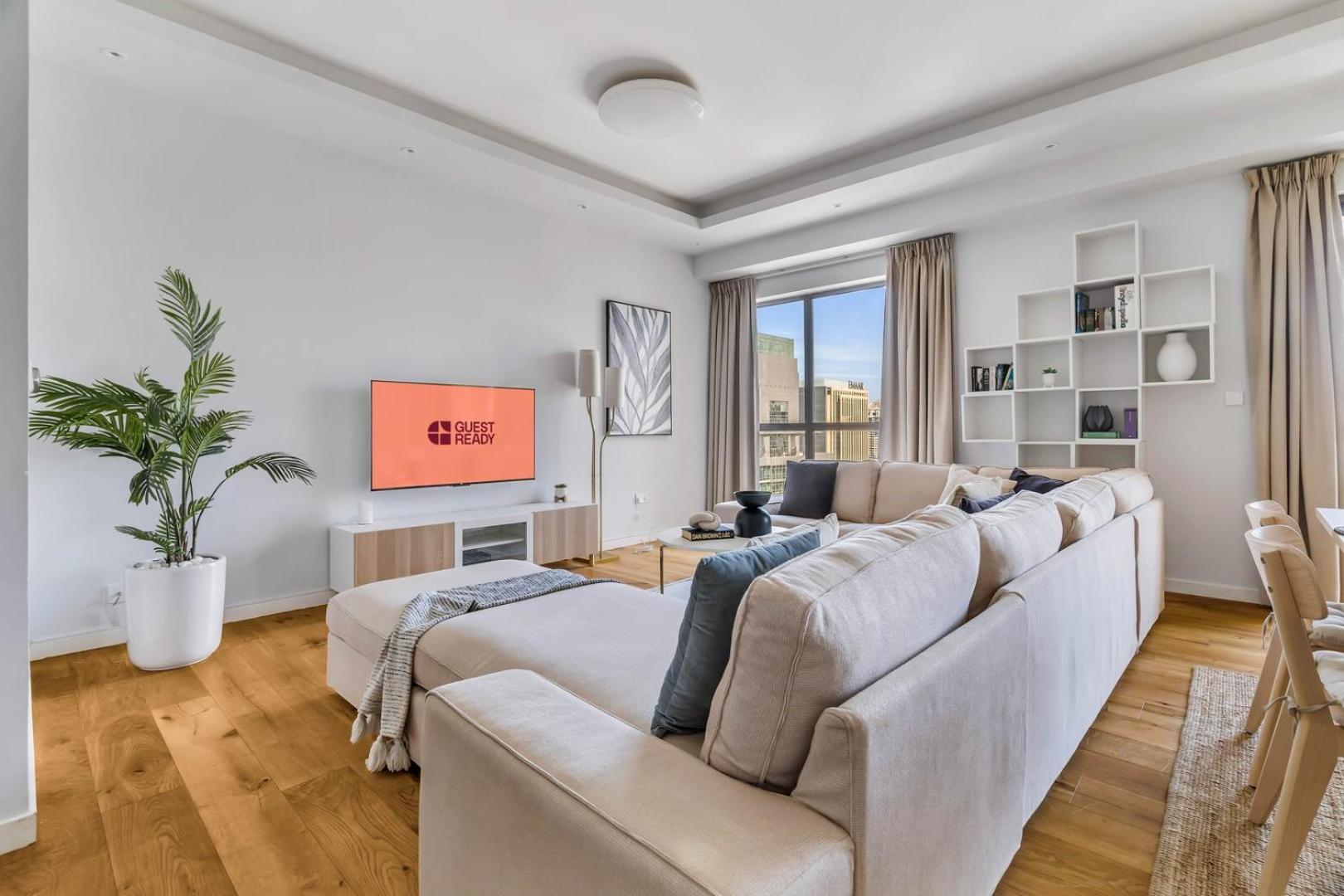 Apartment Guestready - Chic High-rise With Canal Views