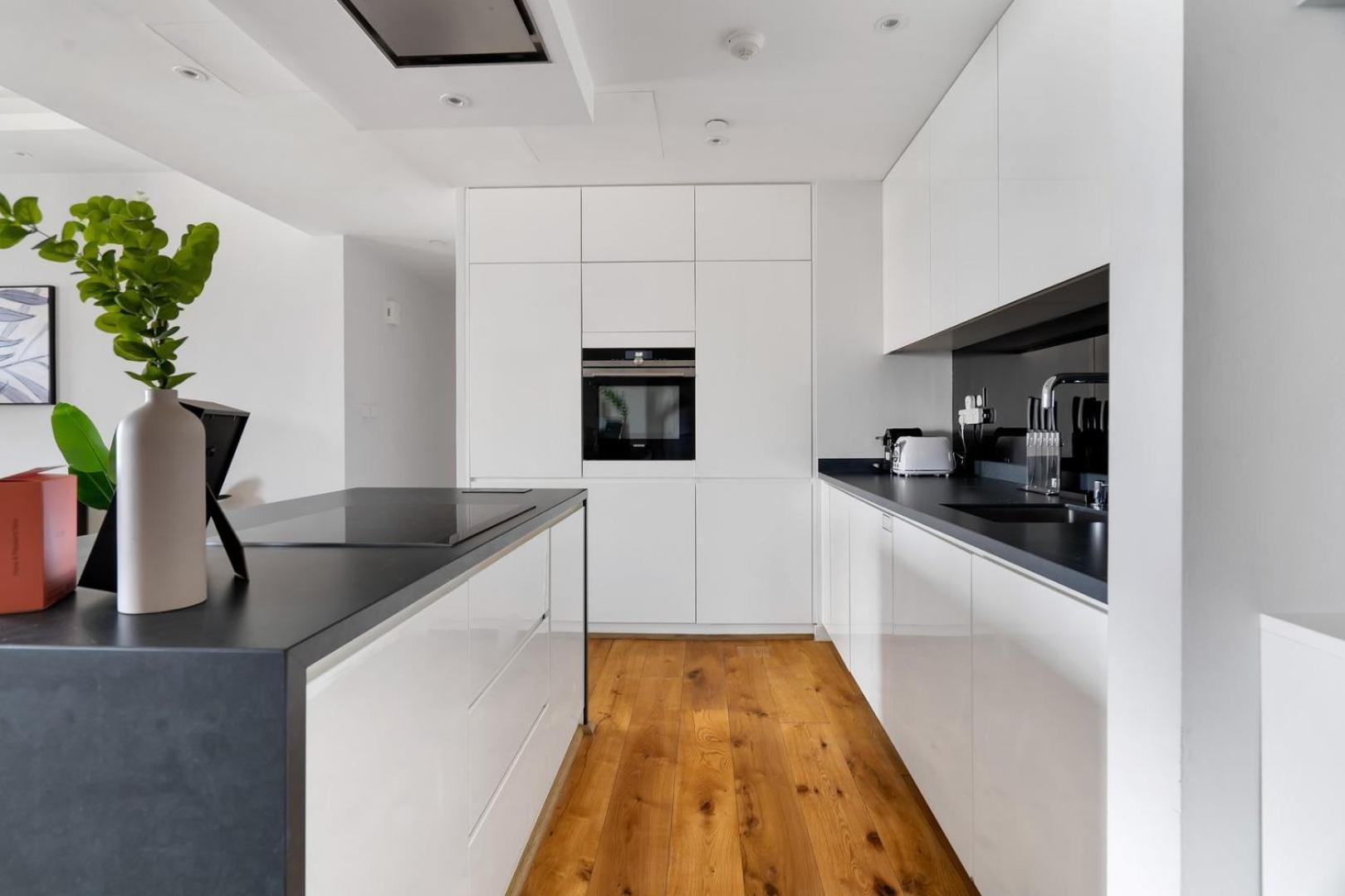 Guestready - Chic High-rise With Canal Views Apartment Dubai