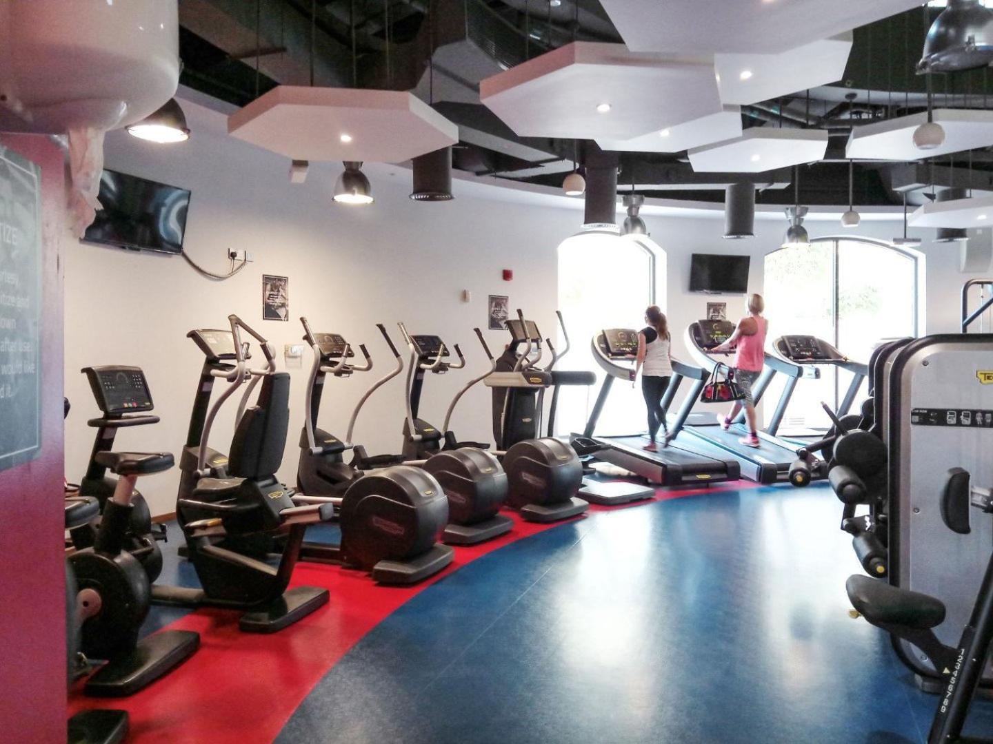 Guestready - Chic High-rise With Canal Views Dubai