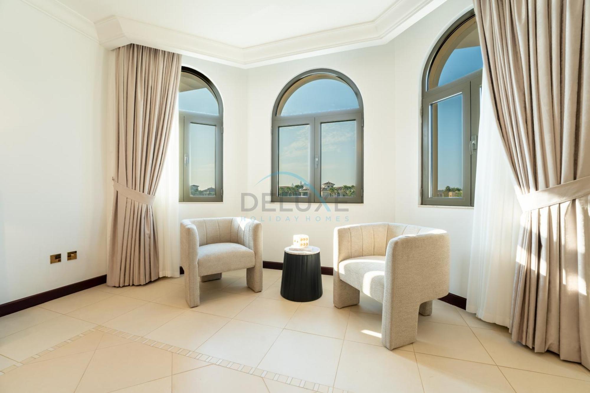 Beachfront 6br And Assistant's With Private Pool, Palm Villa, Palm Jumeirah By Deluxe Homes Dubai
