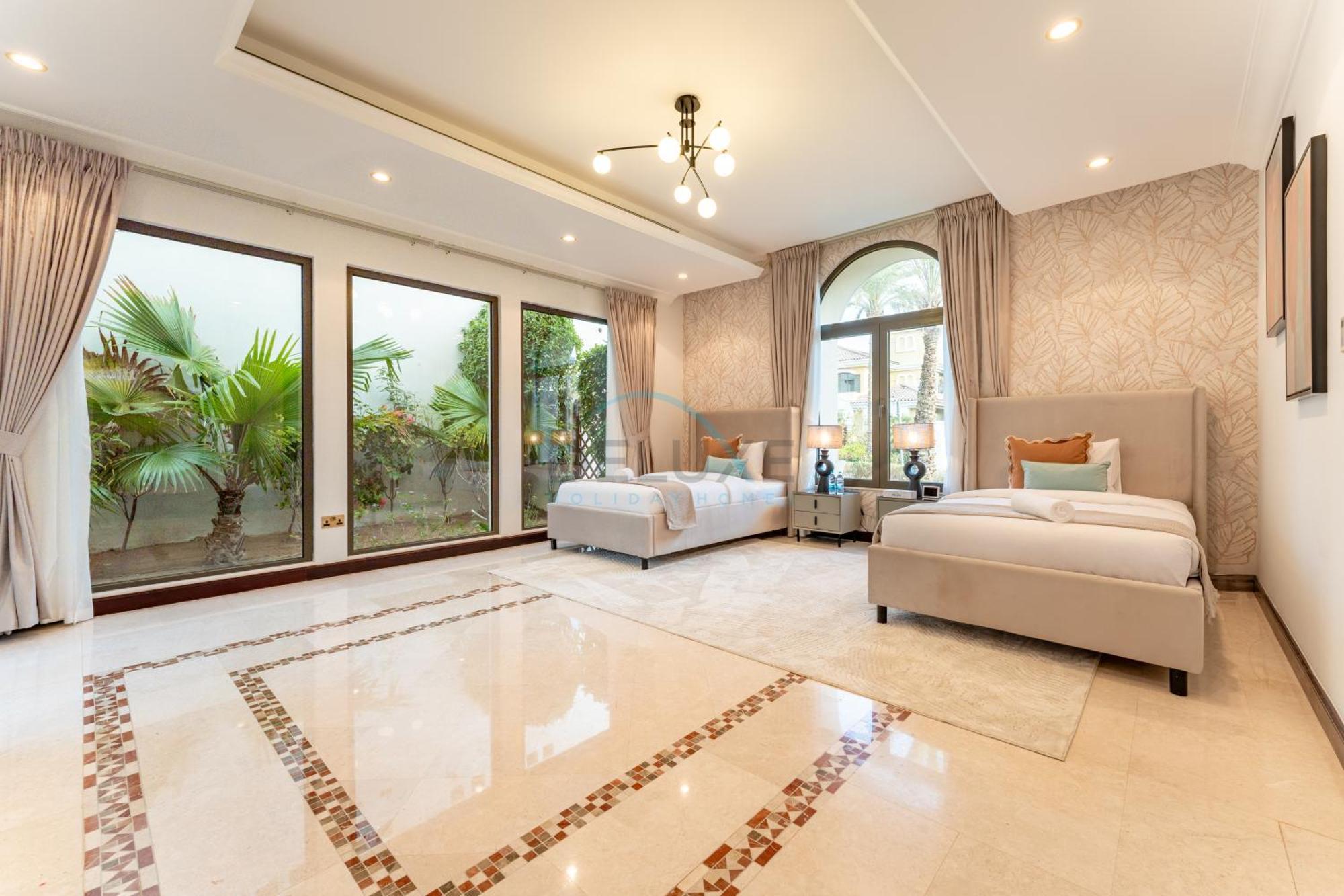Beachfront 6br And Assistant's With Private Pool, Palm Villa, Palm Jumeirah By Deluxe Homes Villa