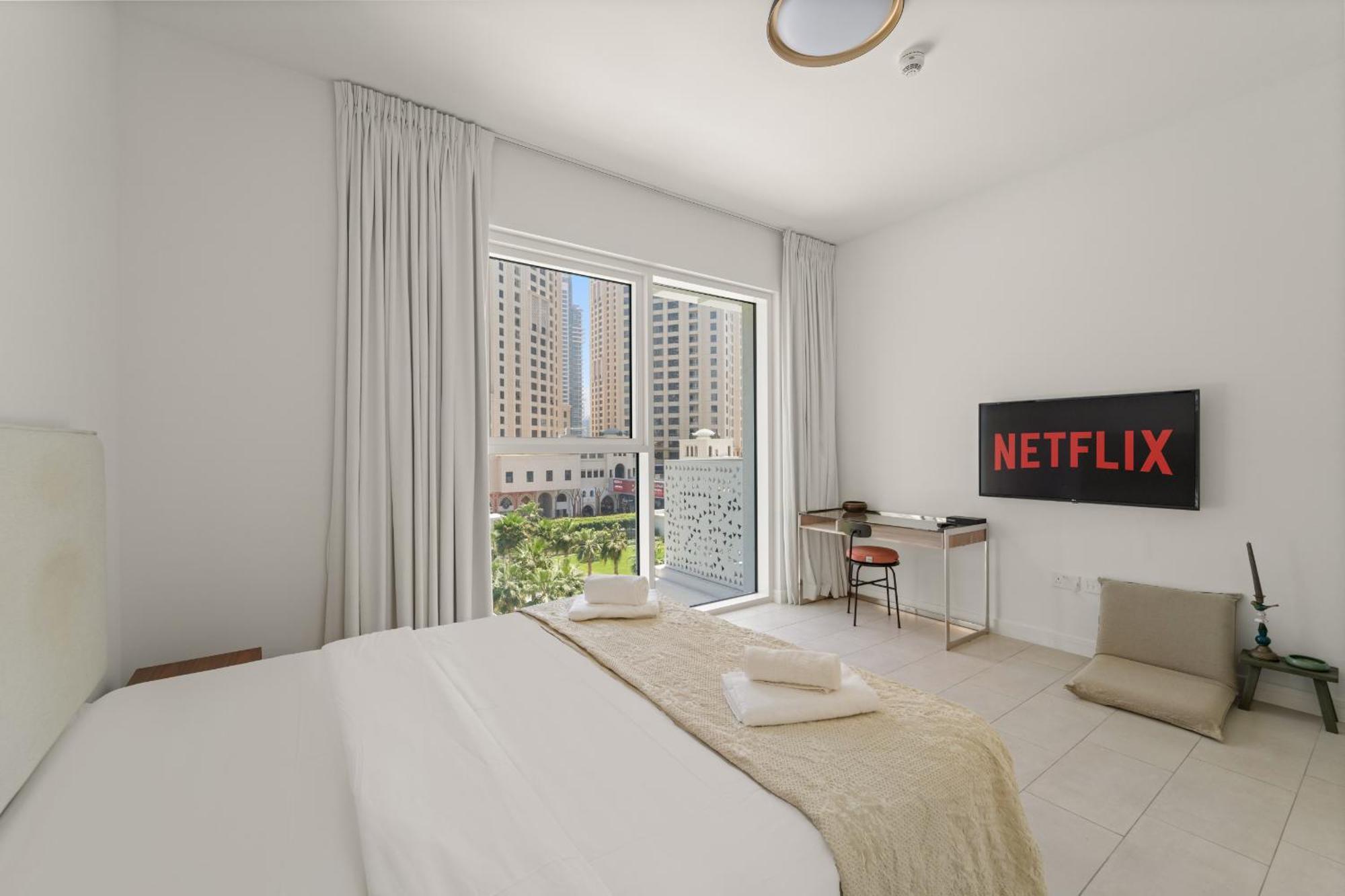 Vayk - Elegant One Bedroom With Access Apartment Dubai