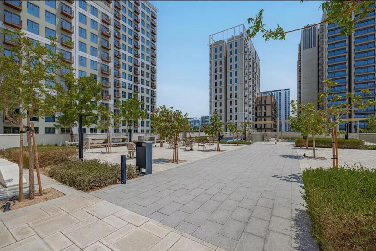 Apartment Wonderful At Collective 2- Unique In Hills - 5 Min To Hills Mall - Brand New Luxury Dubai