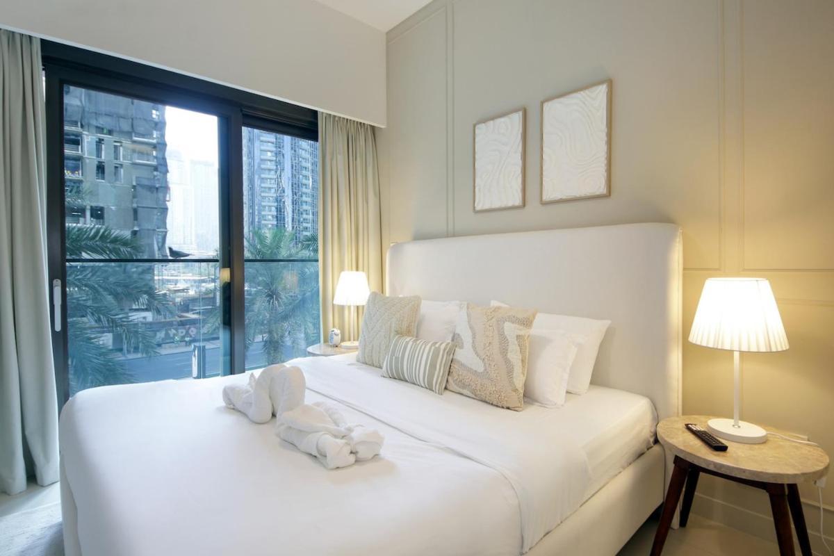 Modern 1br In Downtown Near Burj Khalifa & Metro