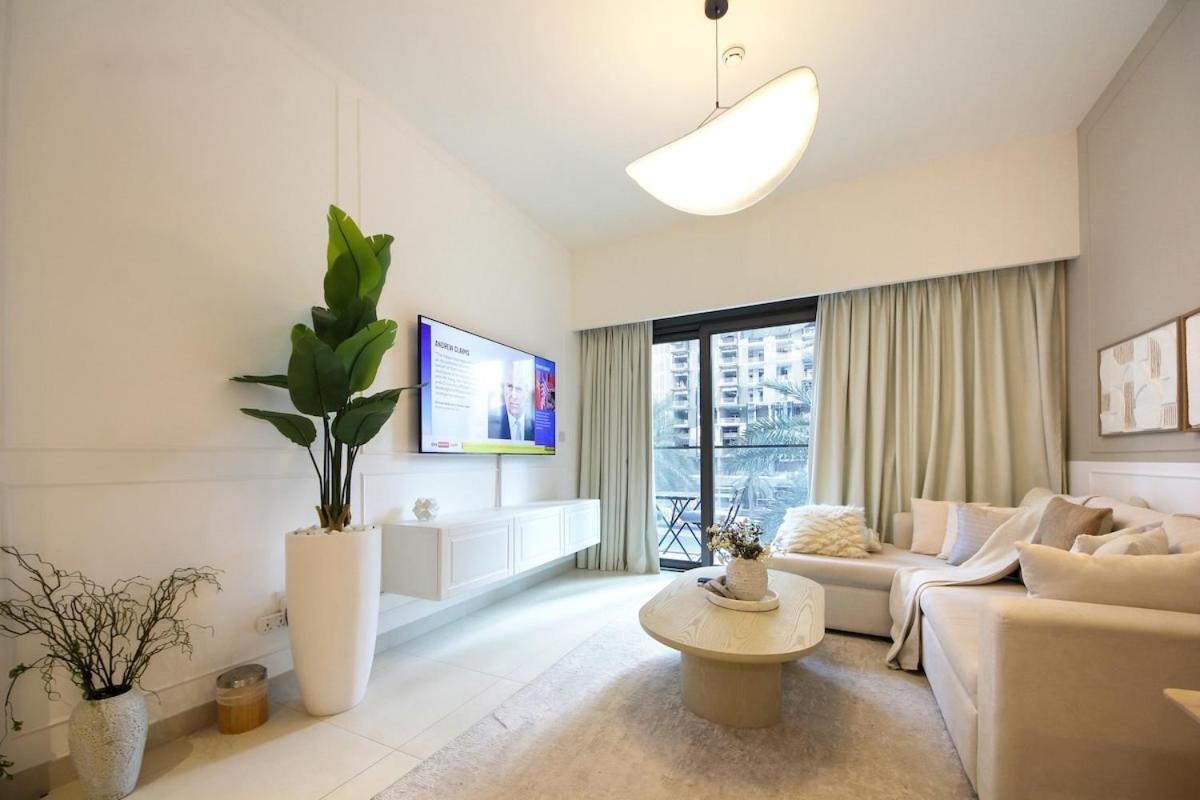 Modern 1br In Downtown Near Burj Khalifa & Metro *