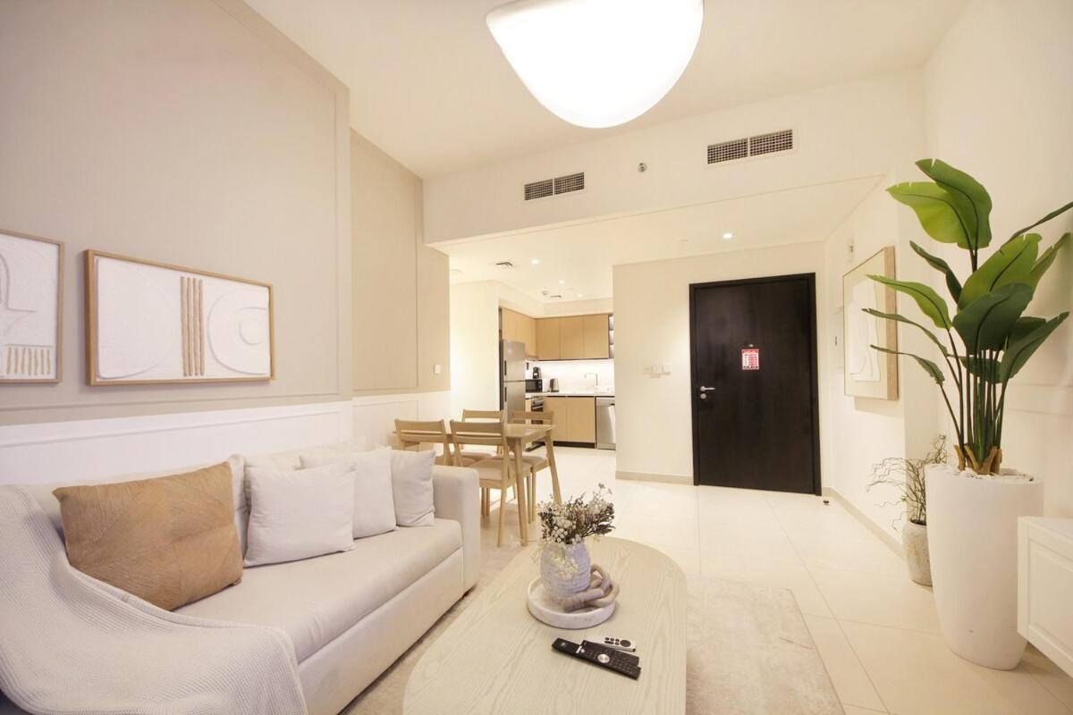 Modern 1br In Downtown Near Burj Khalifa & Metro
