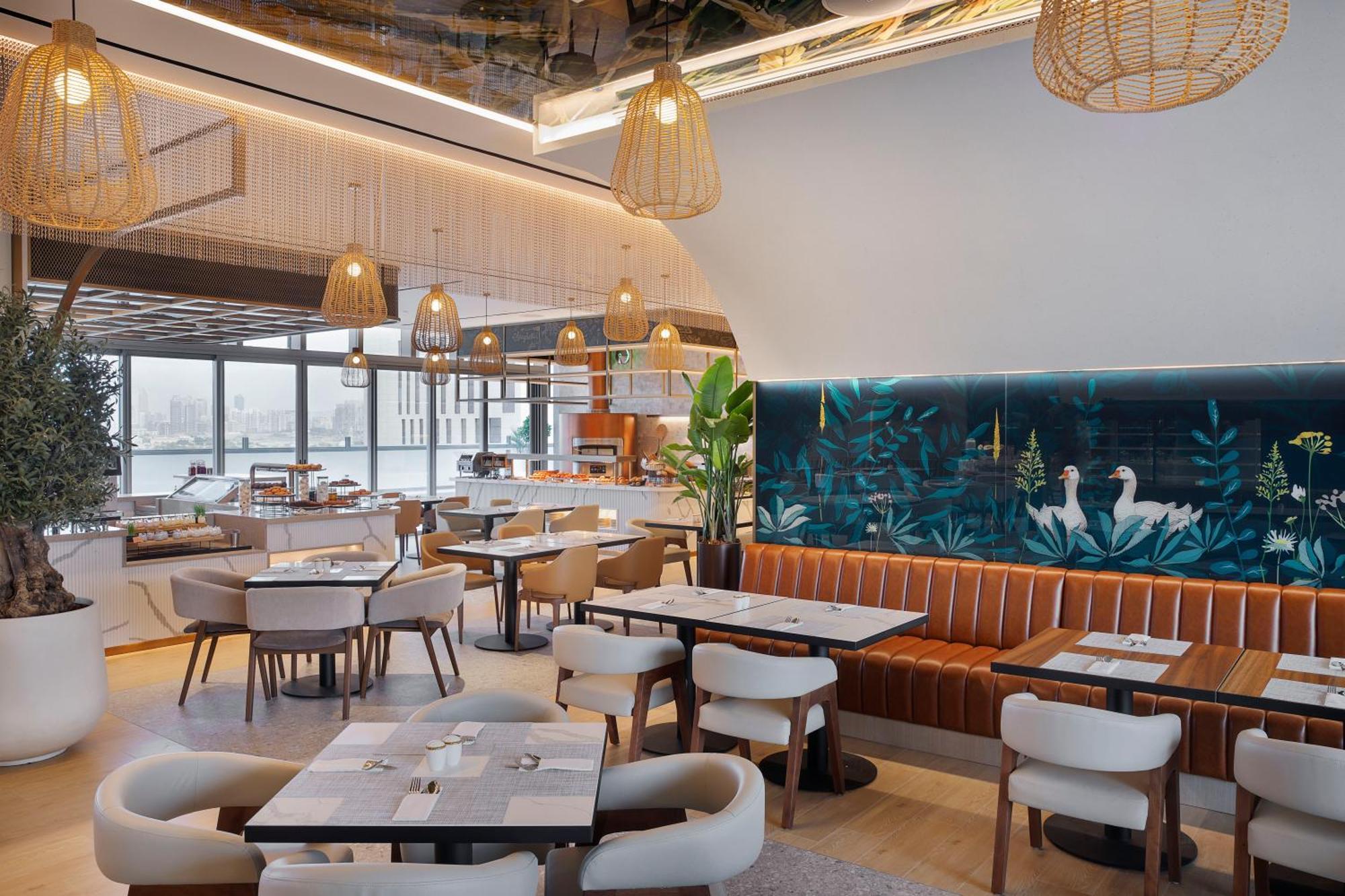 Hotel Local At Jumeirah Village Triangle 4*