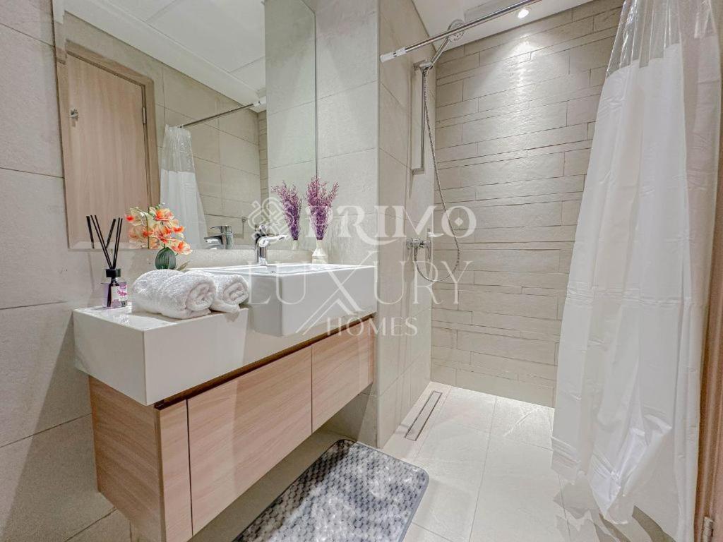 Apartment Prime Studio Apt At Azizi Riviera 45, Meydan Dubai