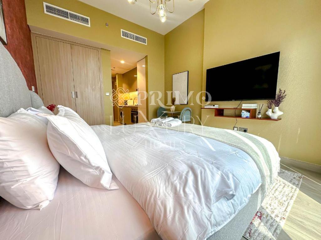 Prime Studio Apt At Azizi Riviera 45, Meydan Dubai