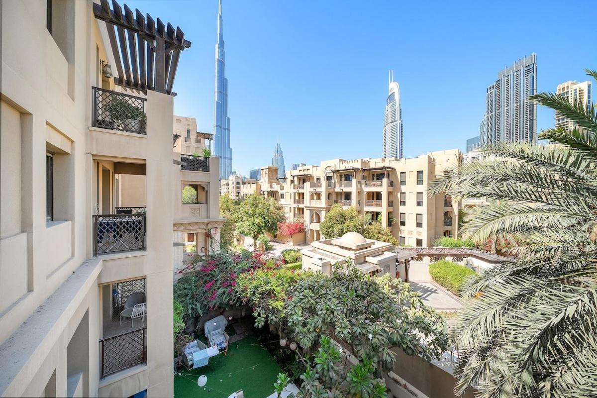 First Class 2br Charming Old Town Retreat Apartment *