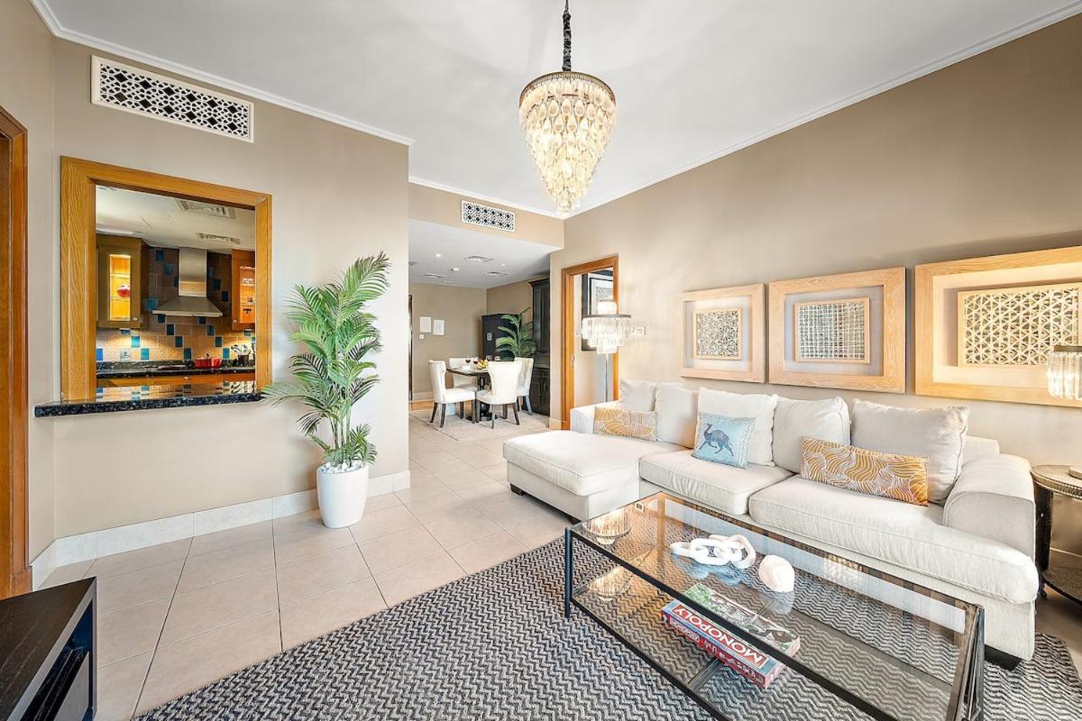 First Class 2br Charming Old Town Retreat