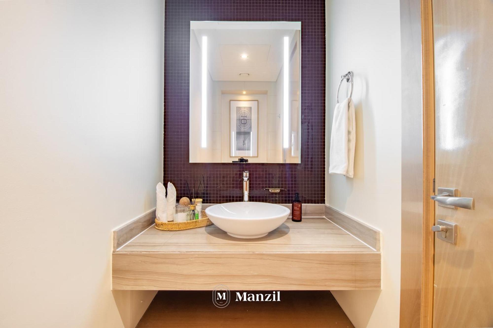Luxury 1br In Paramount Top-floor Retreat Dubai