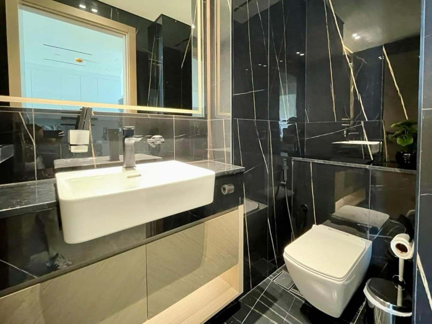 Contemporary Cocoon 1br Sanctuary In Jvc! Apartment