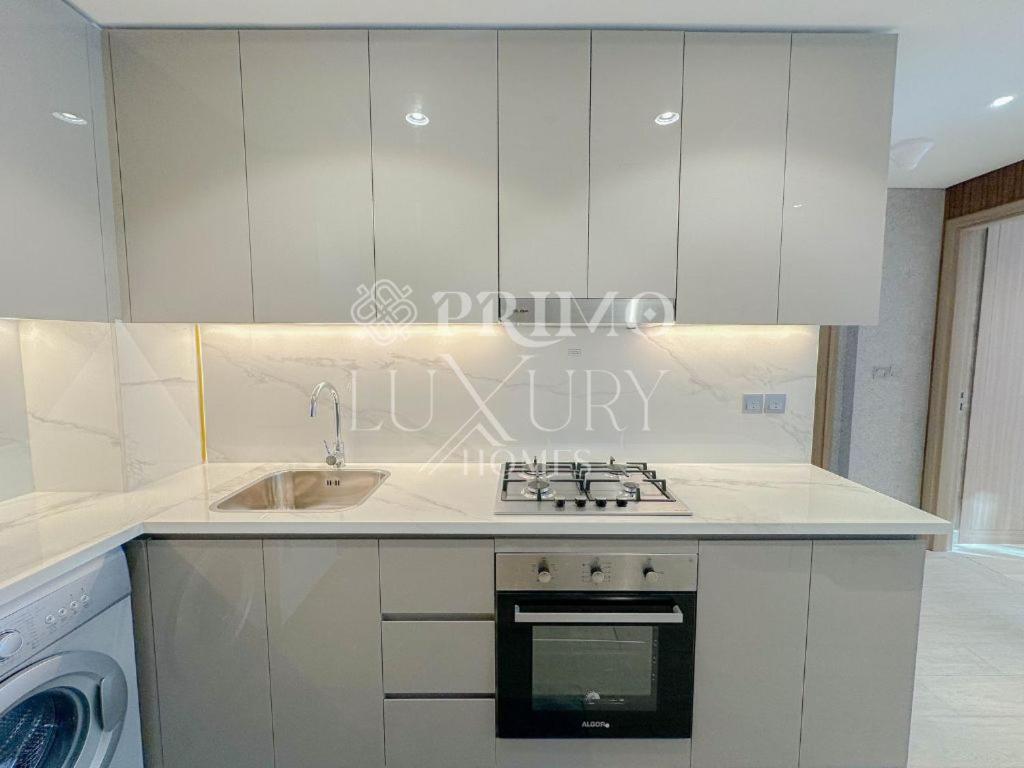 Spacious 2-Bedroom Apartment In Azizi Riviera-Dubai Apartment